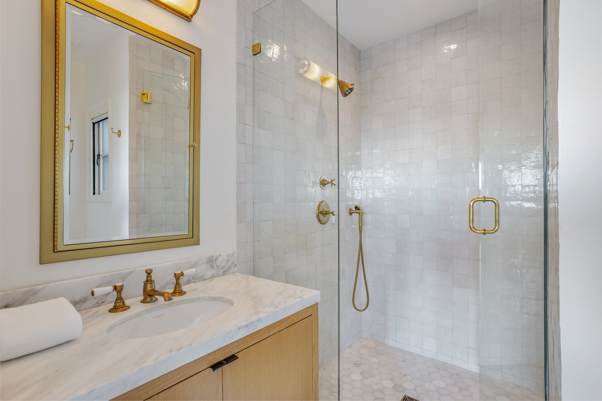 3646 Sunswept Dr, Studio City 