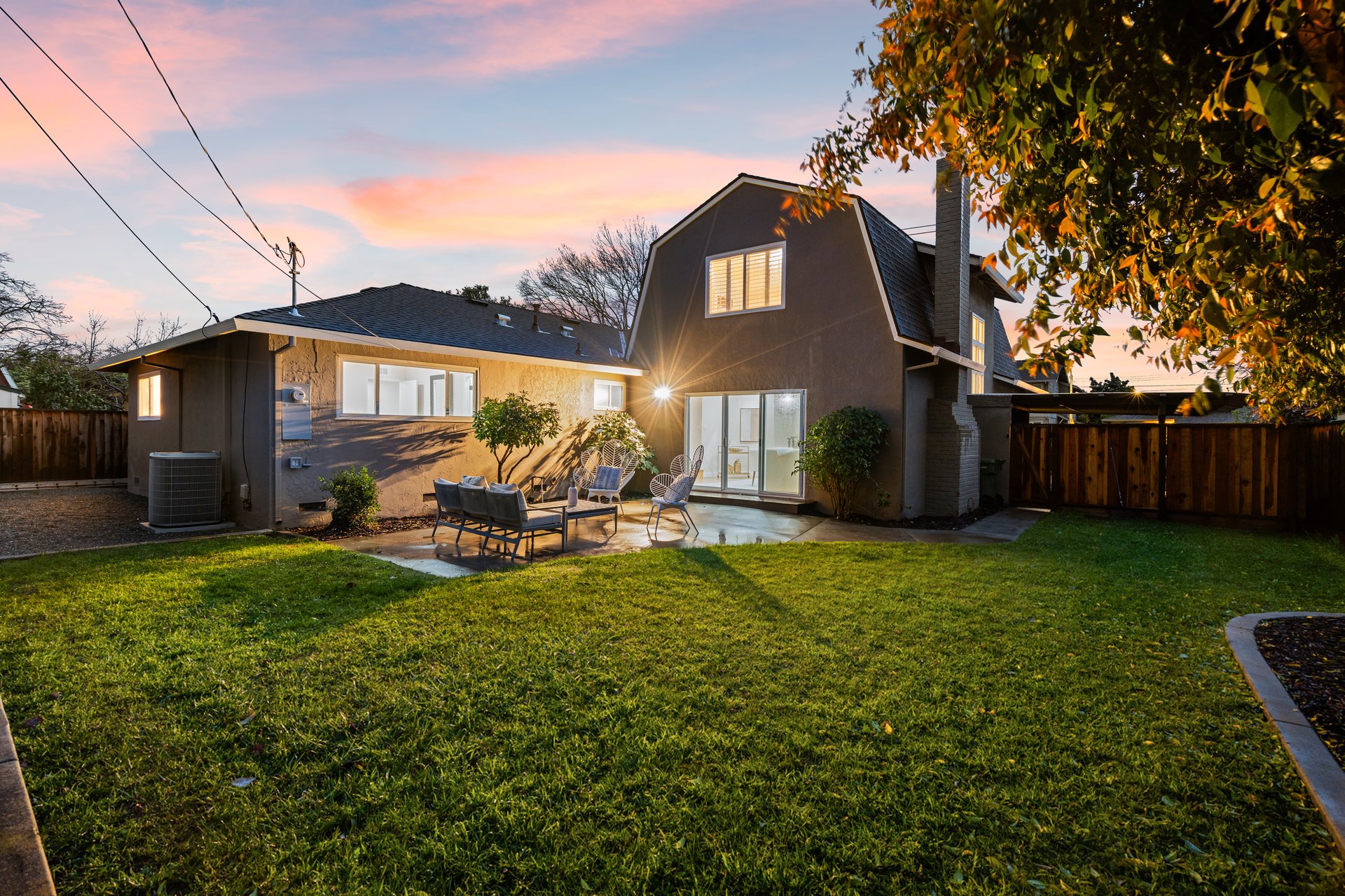 699 Cornell DR