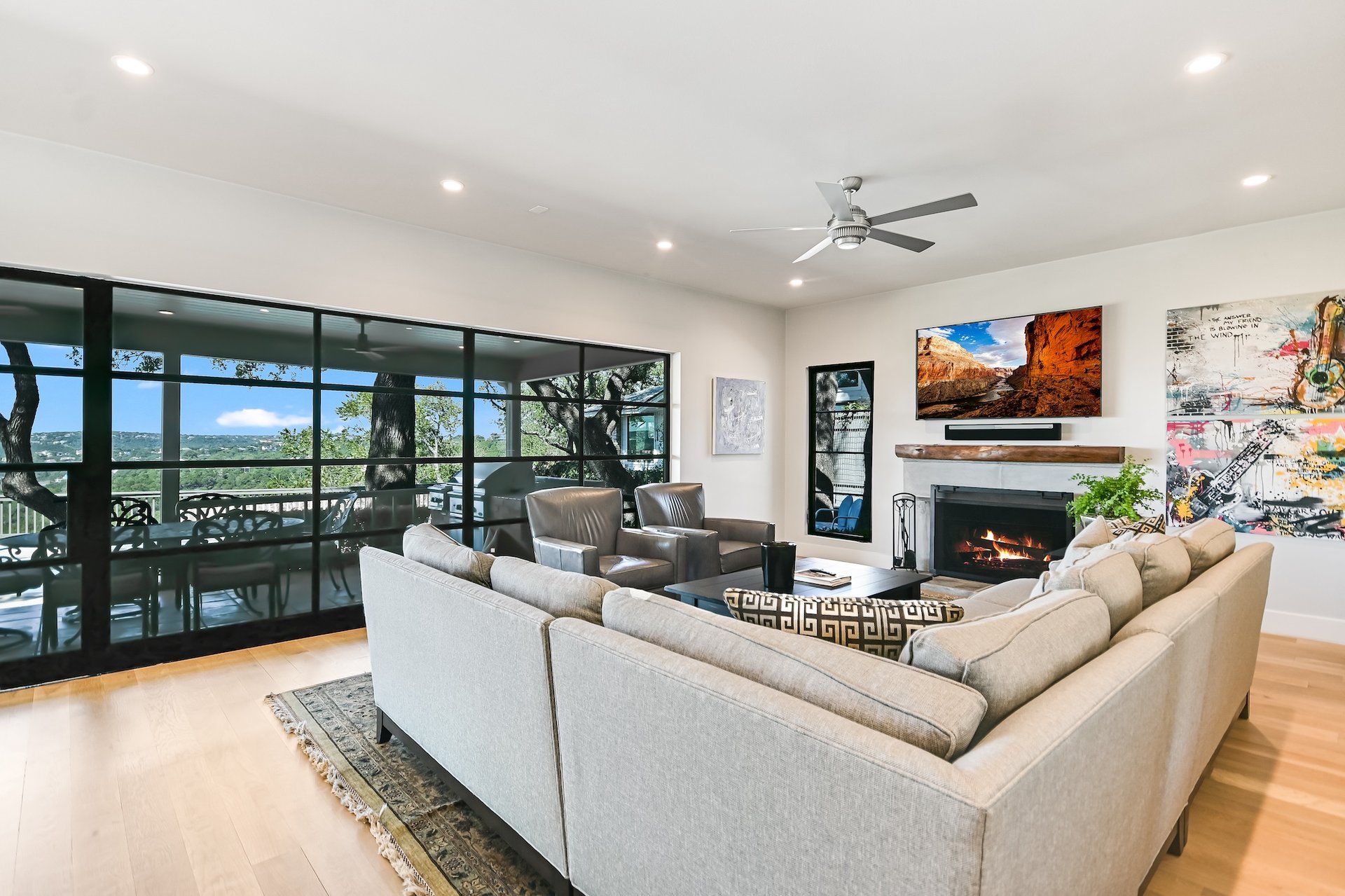 6510 Mesa Drive