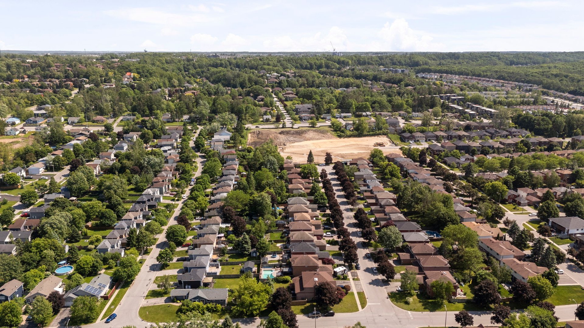 90 Bishop Drive, Barrie
