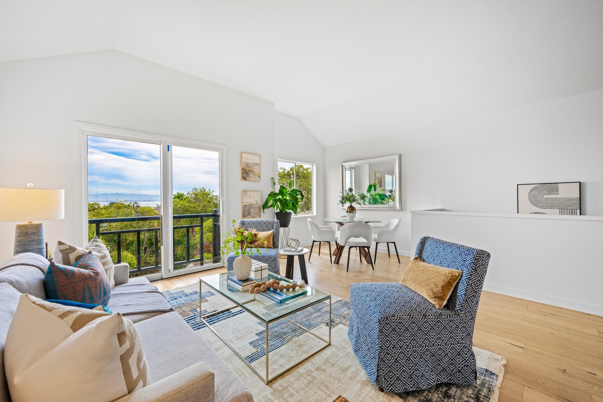 Bayview - Sold 12% Over Asking