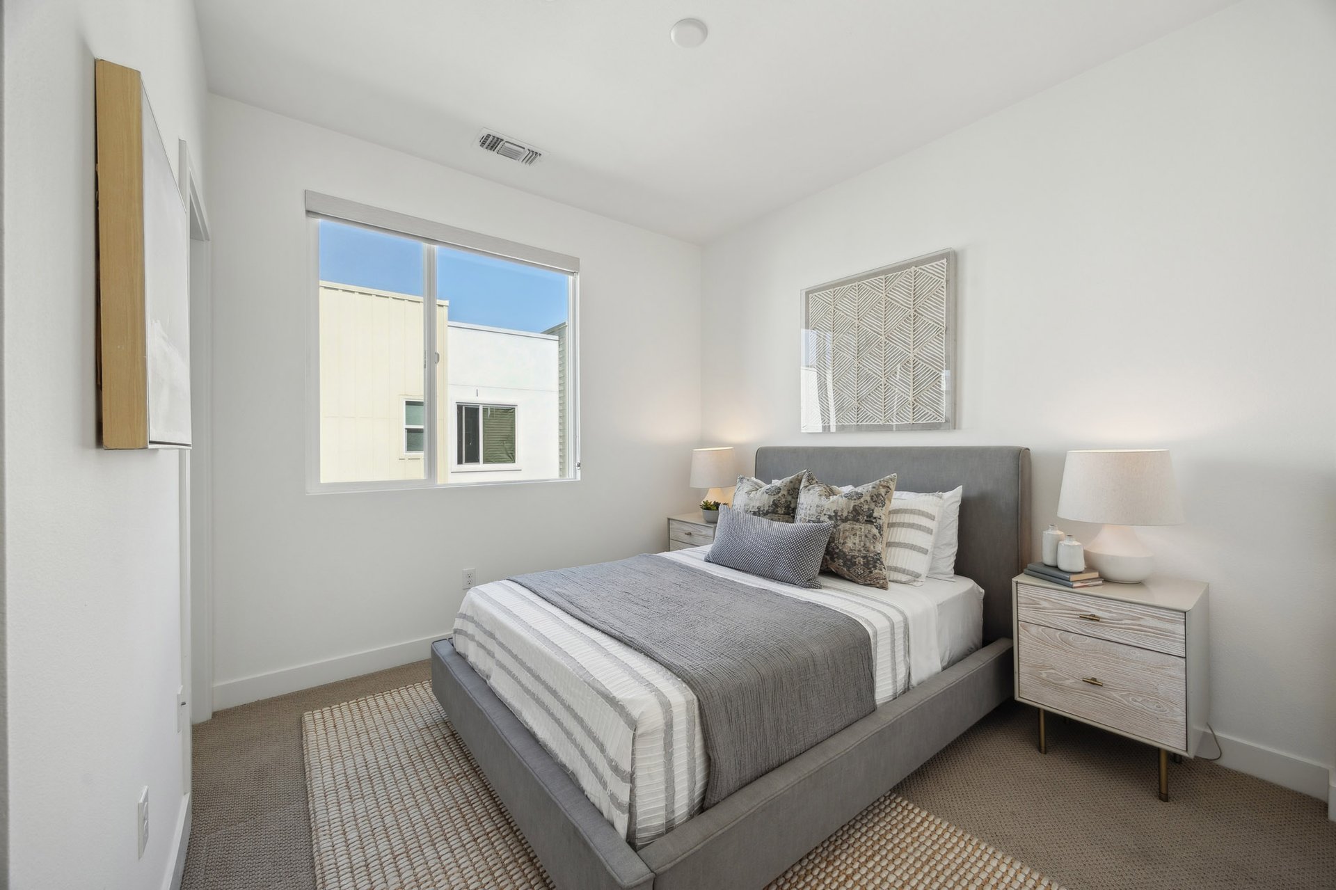 172 Uptown Cir
