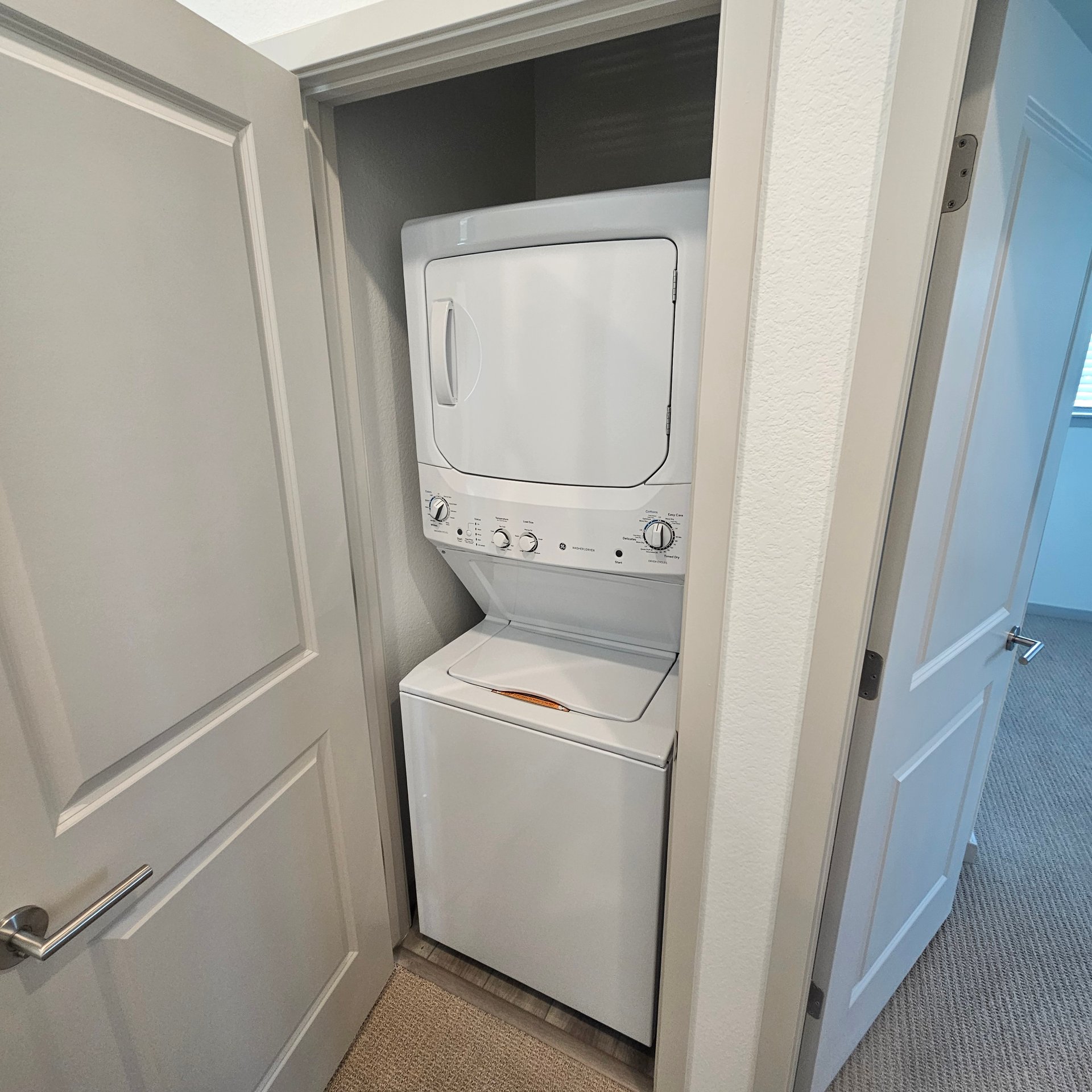 2 Bed 2.5 Bath Townhome Longmont