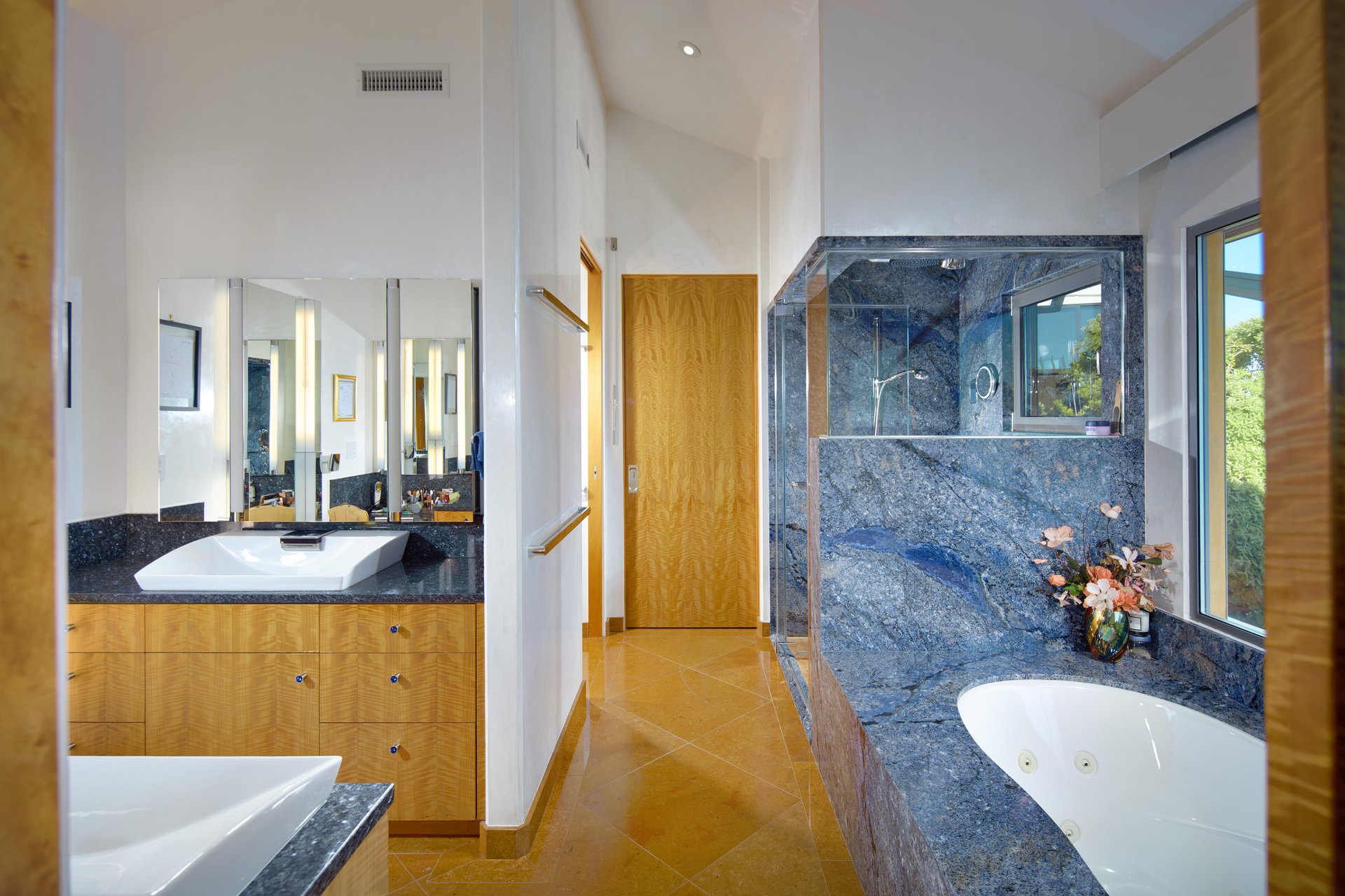 111 S La Senda Drive