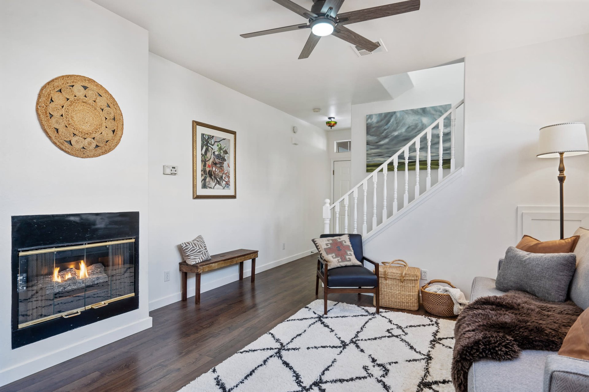 208 Darby Ct
