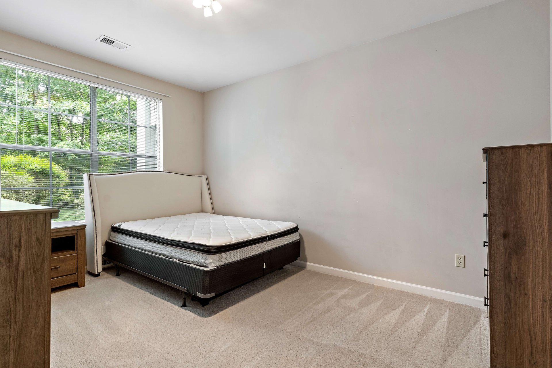 614 Bristol Village Drive Unit: B03