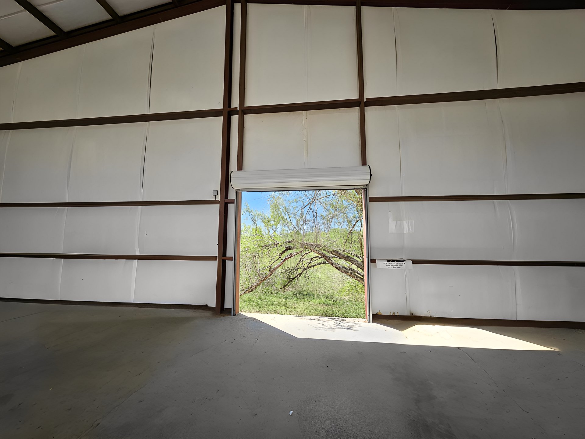 Spicewood Hanger