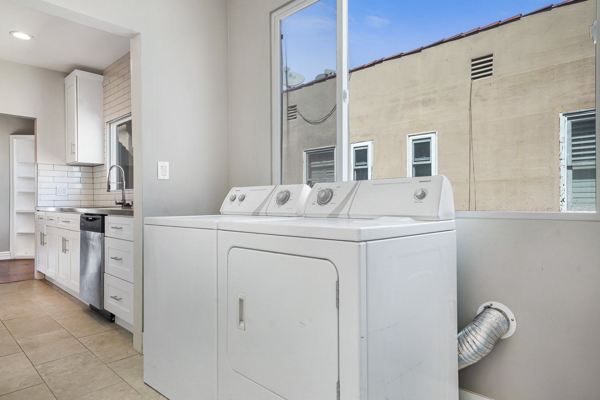 Exquisitely Remodeled Trophy Duplex in Longwood Highlands