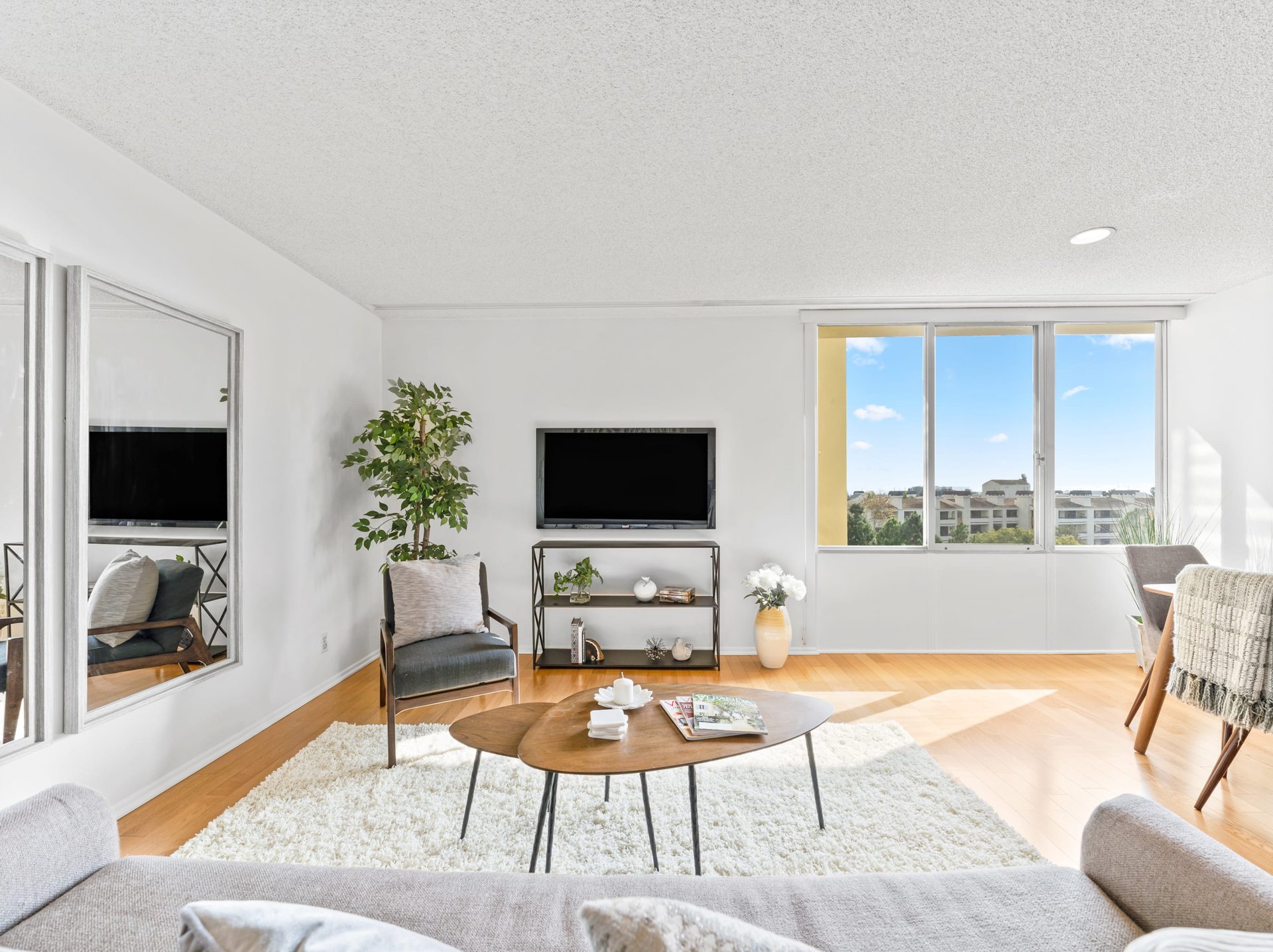 2170 Century Park East #1003, Century City
