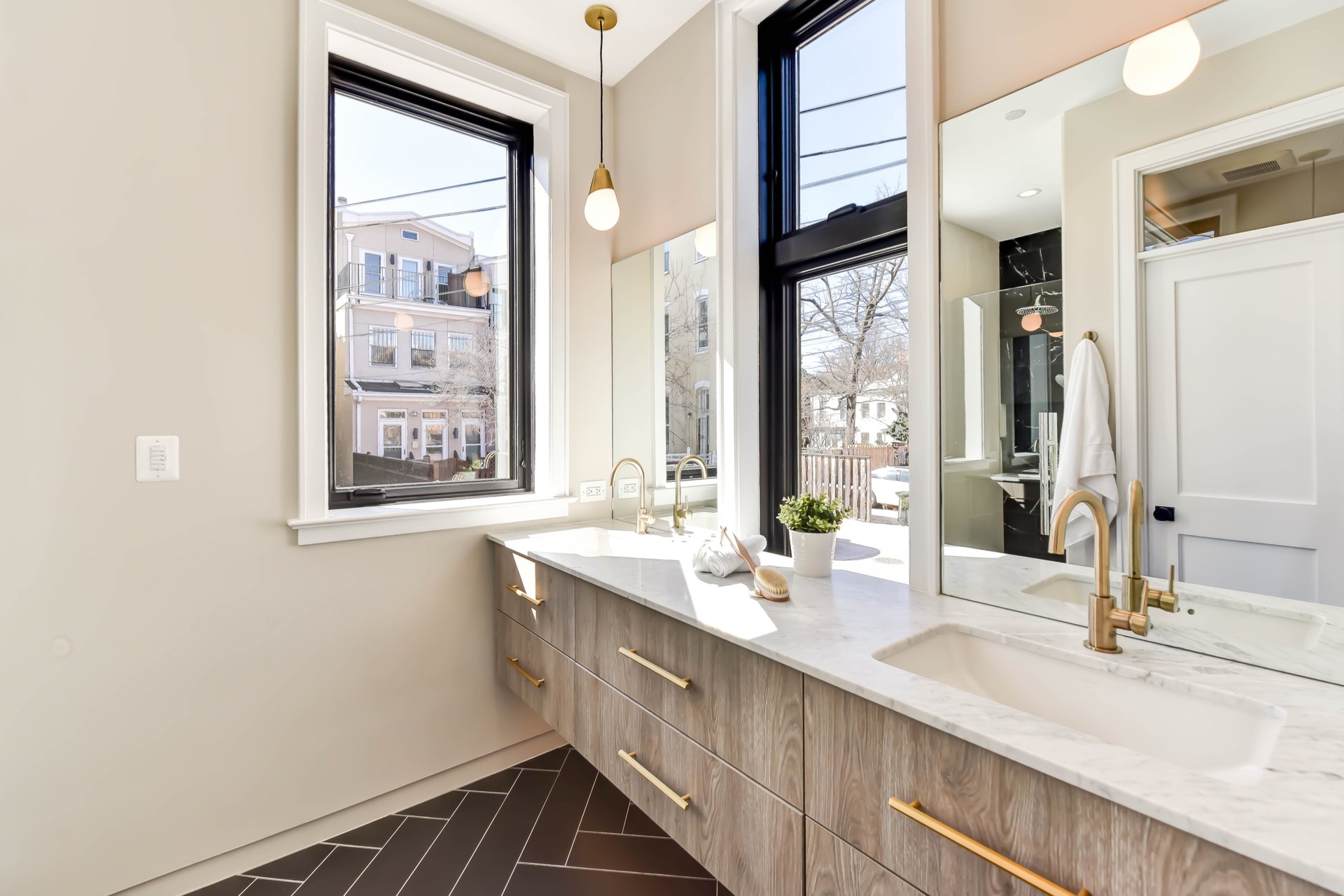 2139 N St NW, #3
