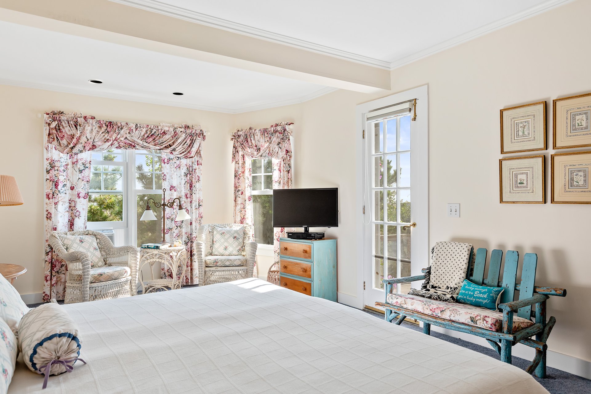 Iconic Meadow Lane Oceanfront 