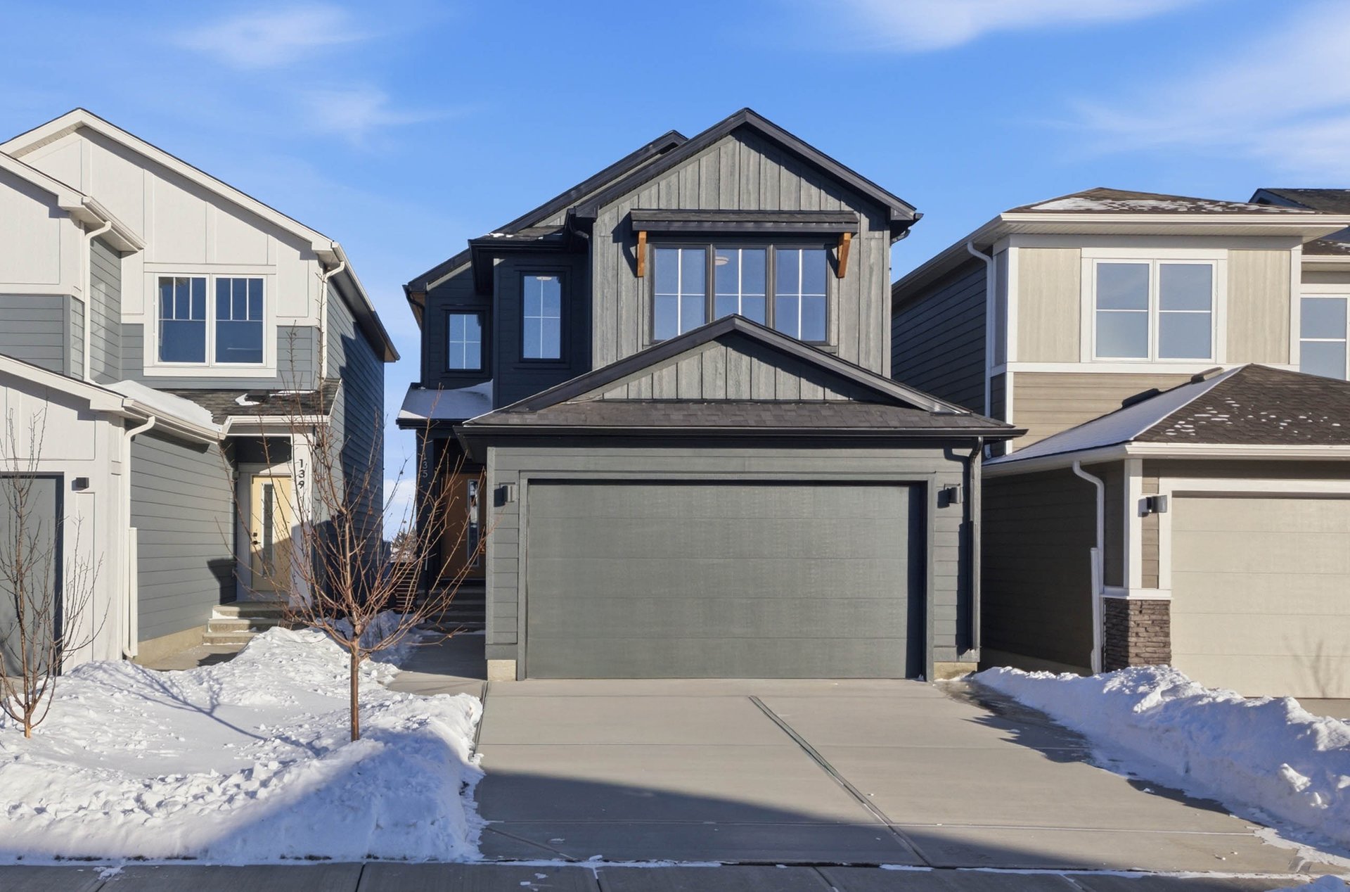135 Belvedere Crescent SE