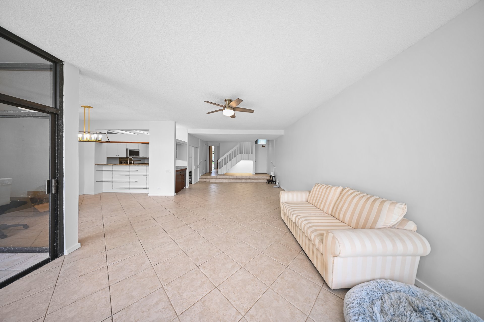 1030 Aoloa Pl Unit #2/302B