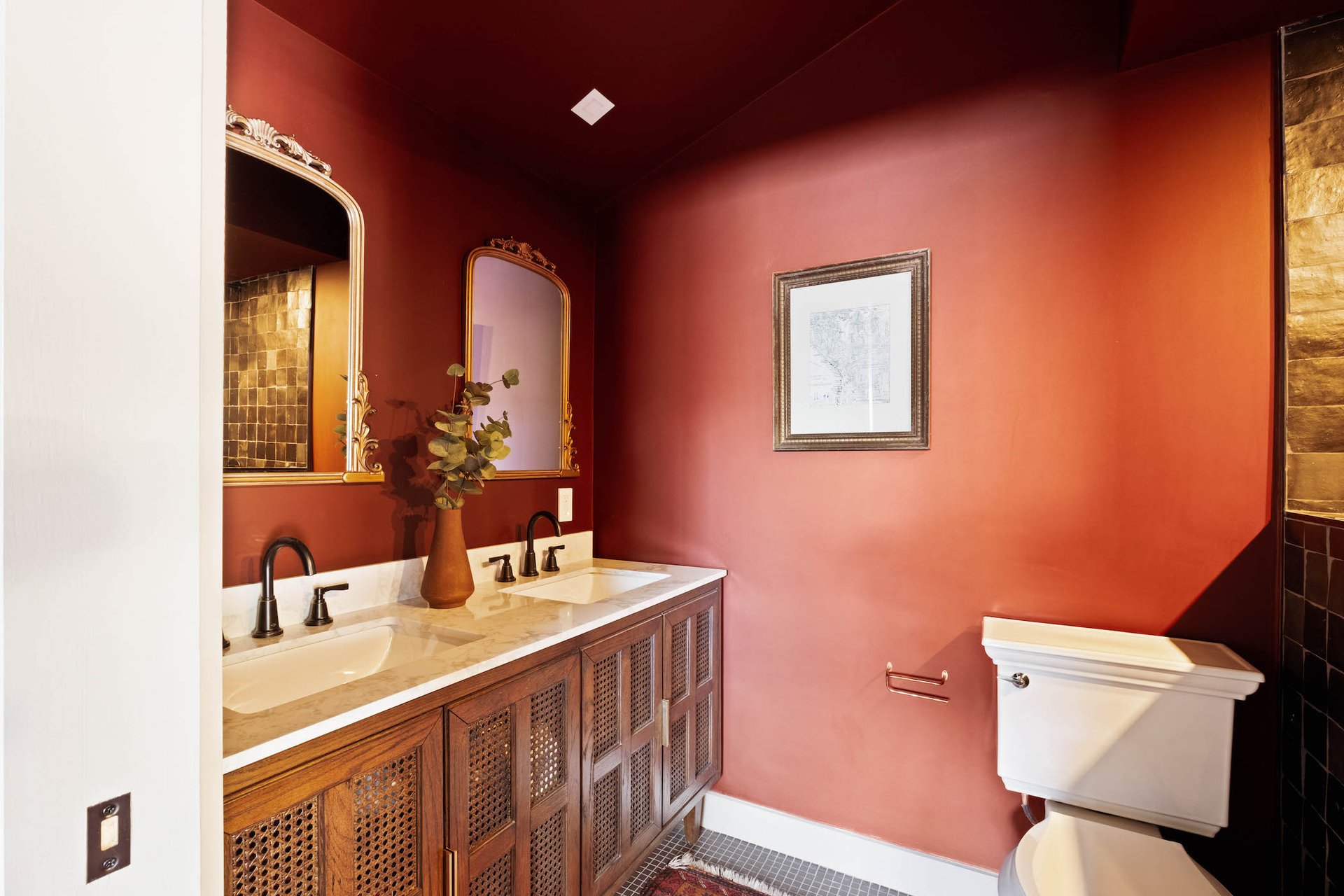 Outback Modern. Lake Balboa