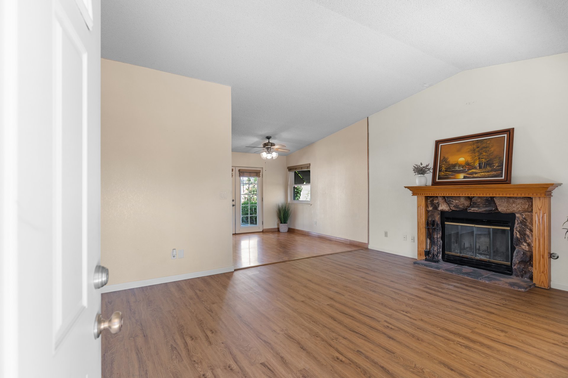 Welcome to 21361 Santa Maria Drive