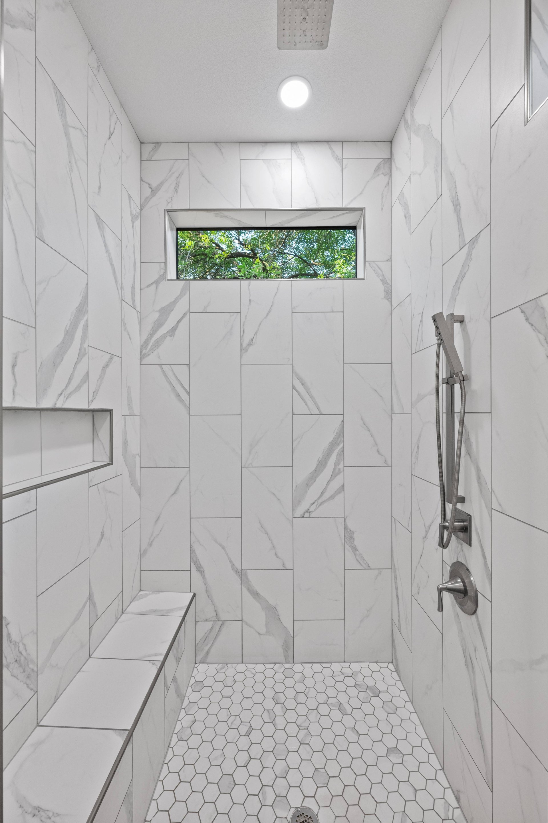 2912 Patriot Drive & 3002 Point Cove