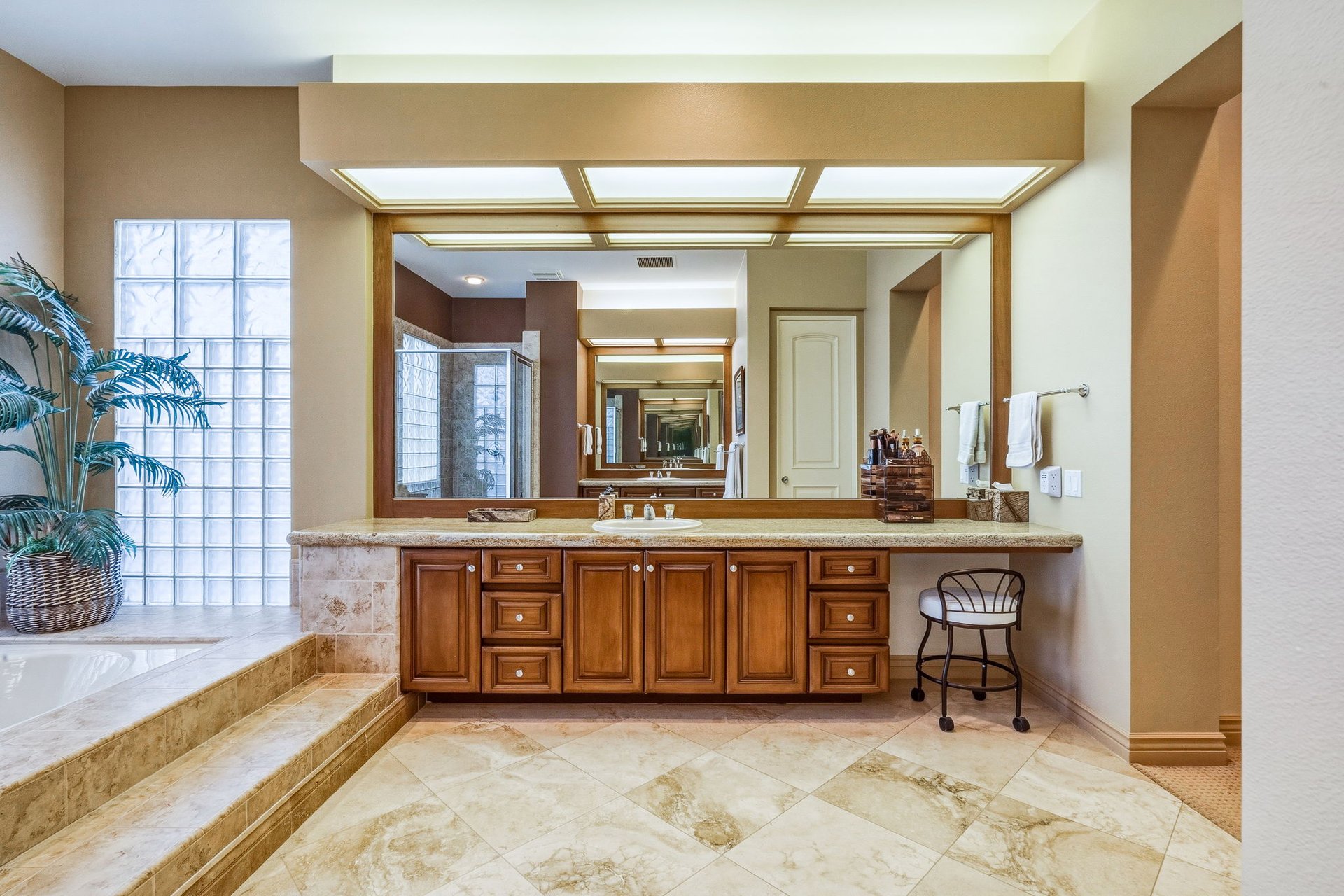 801 Red Arrow Trail