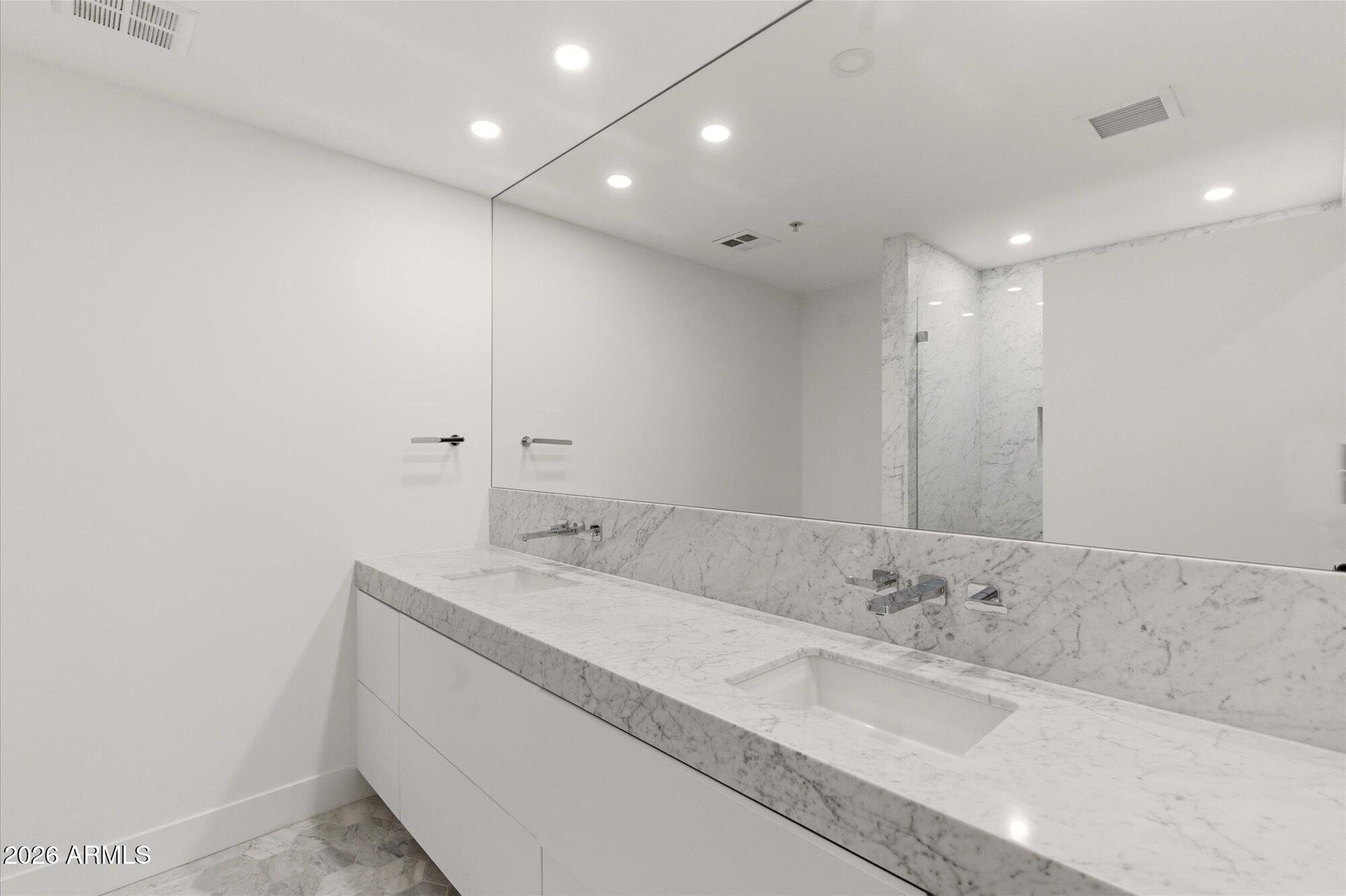 7131 E Rancho Vista Dr, #1001