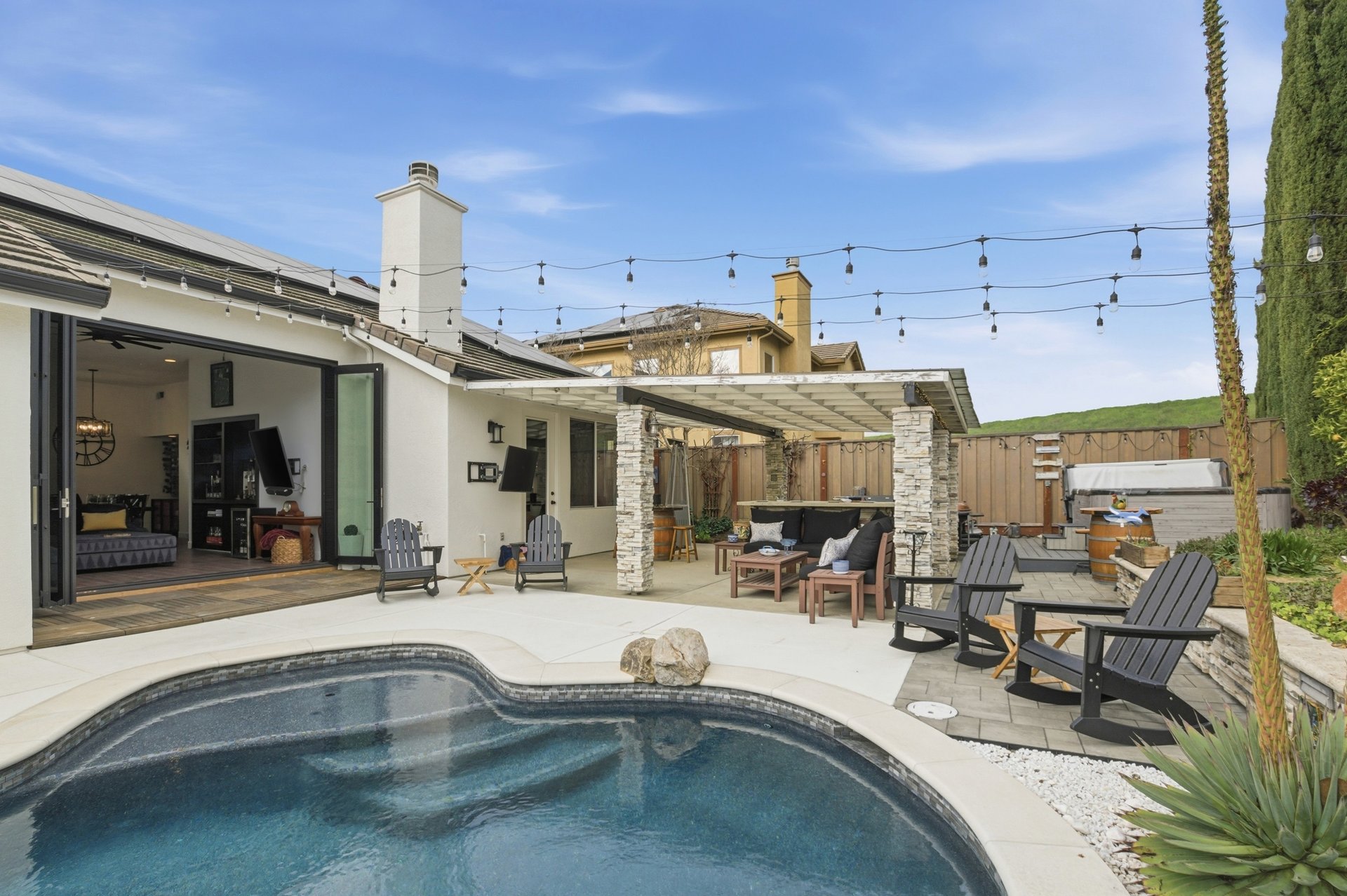 670 Hubbs Court, Benicia 