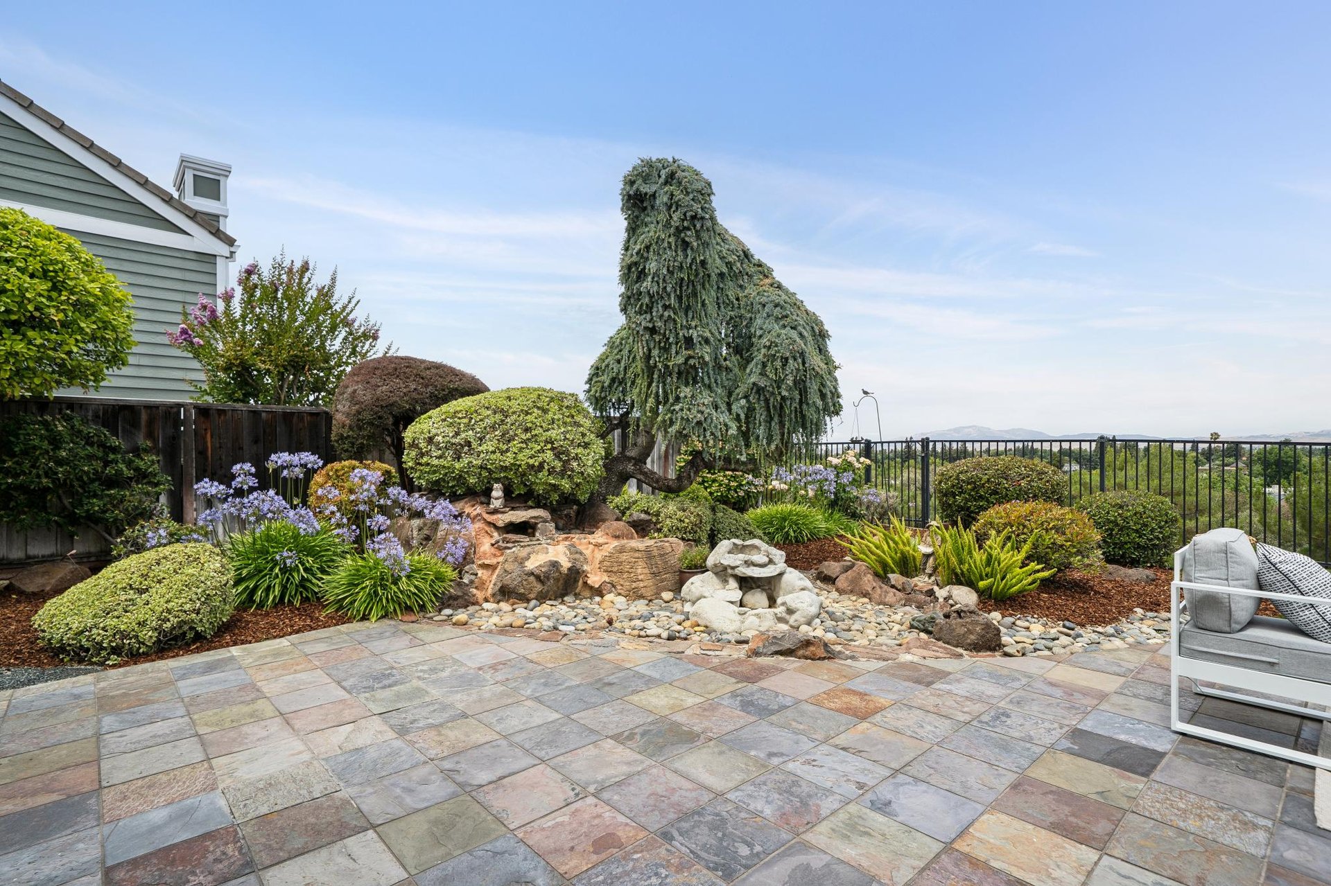 5075 Monaco Dr.