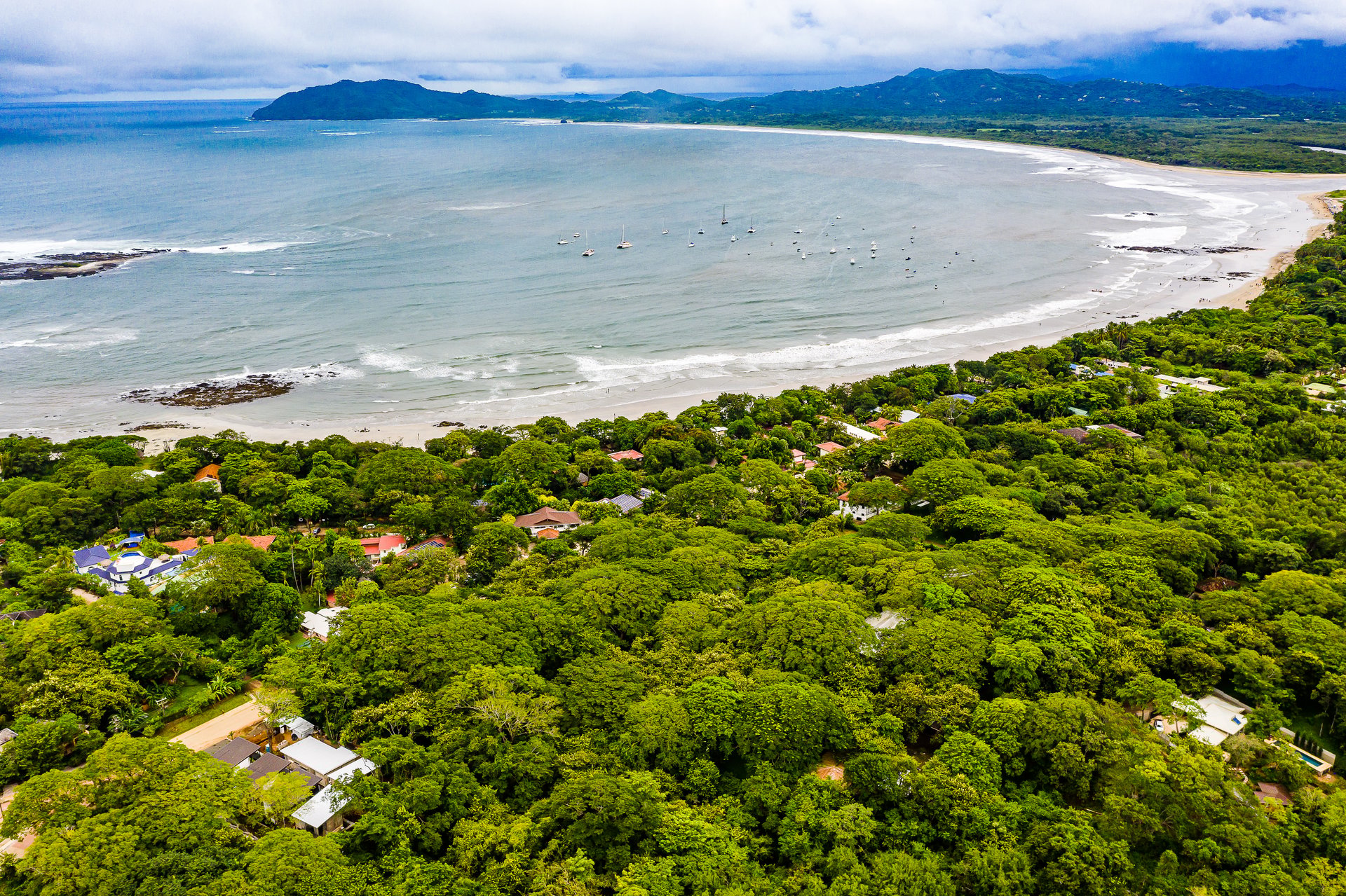 Villa Altamar | Four Private Villas Steps from Playa Langosta