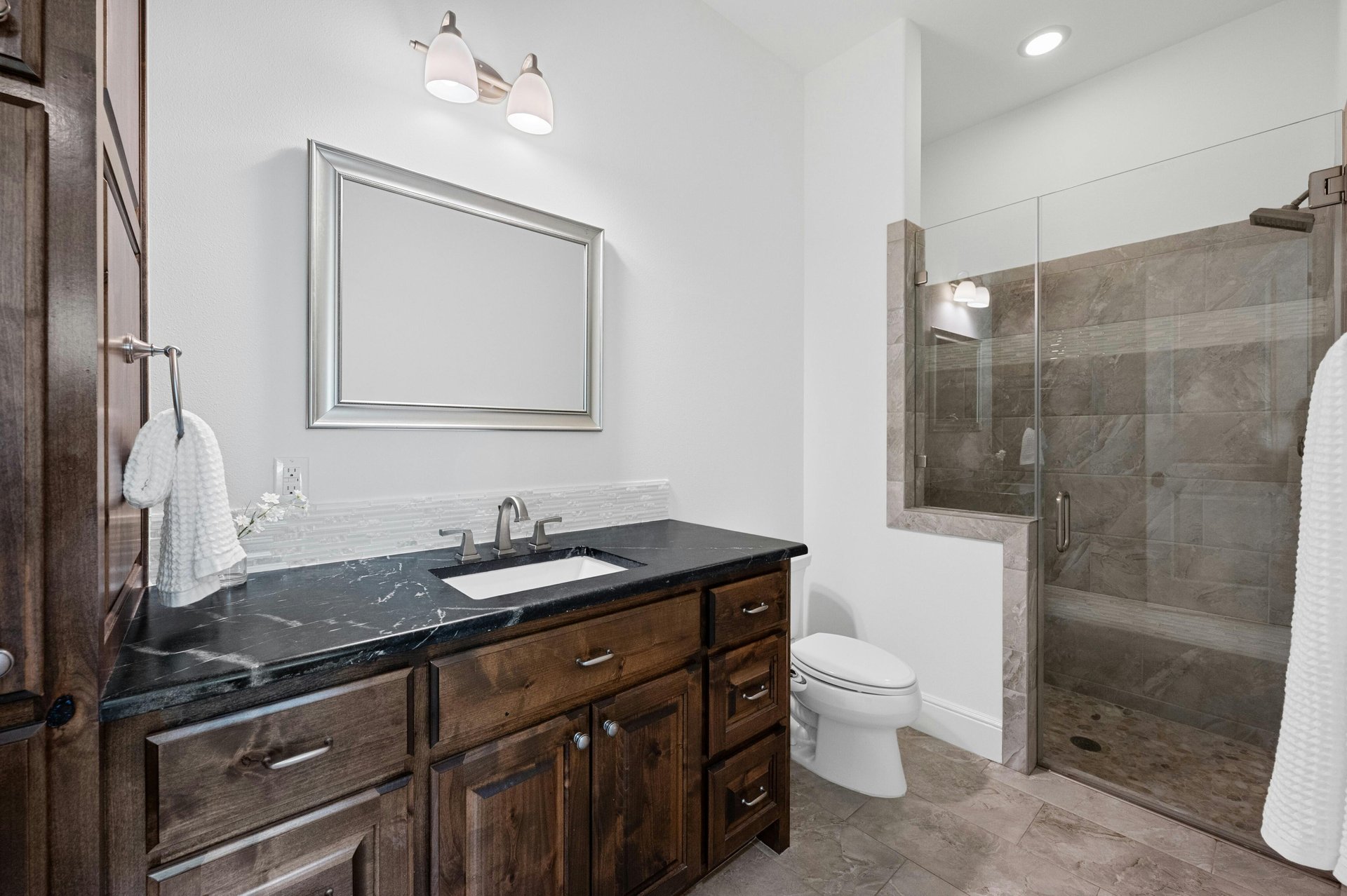 8024 Carlton Ridge