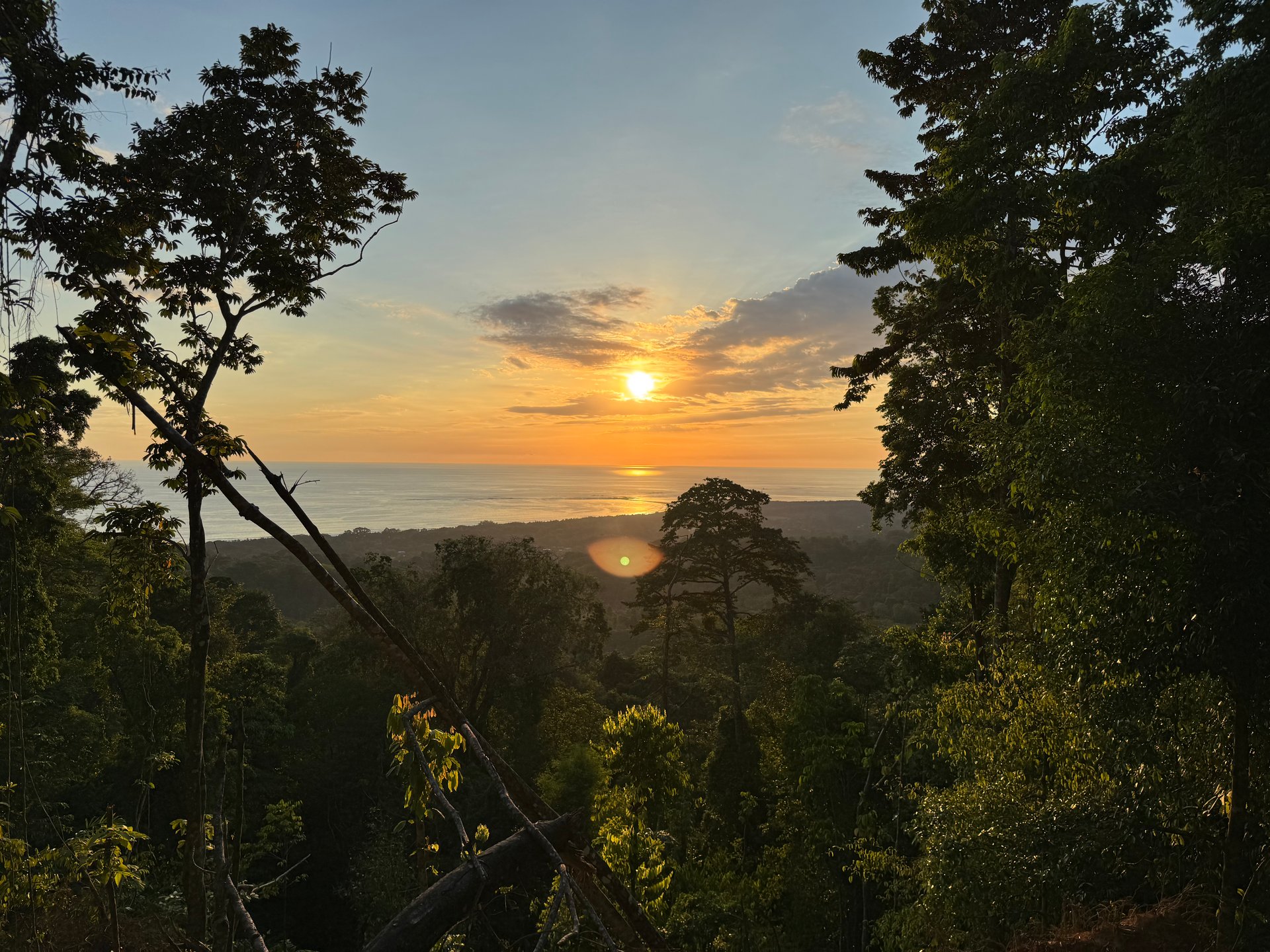 Front-Row Ocean View Lot in the Exclusive Mountains of La Unión