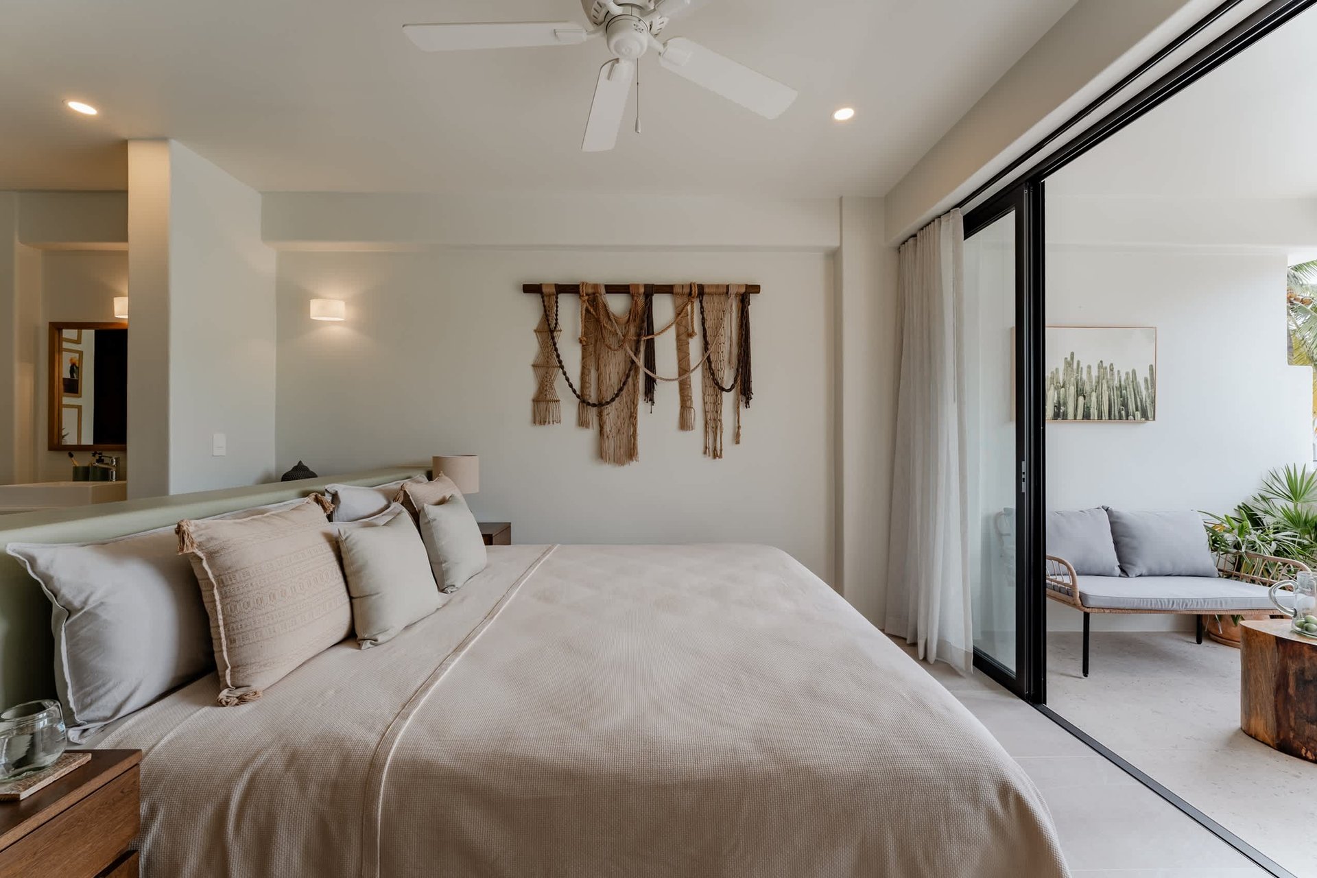 1 bedroom, Condo, Solana