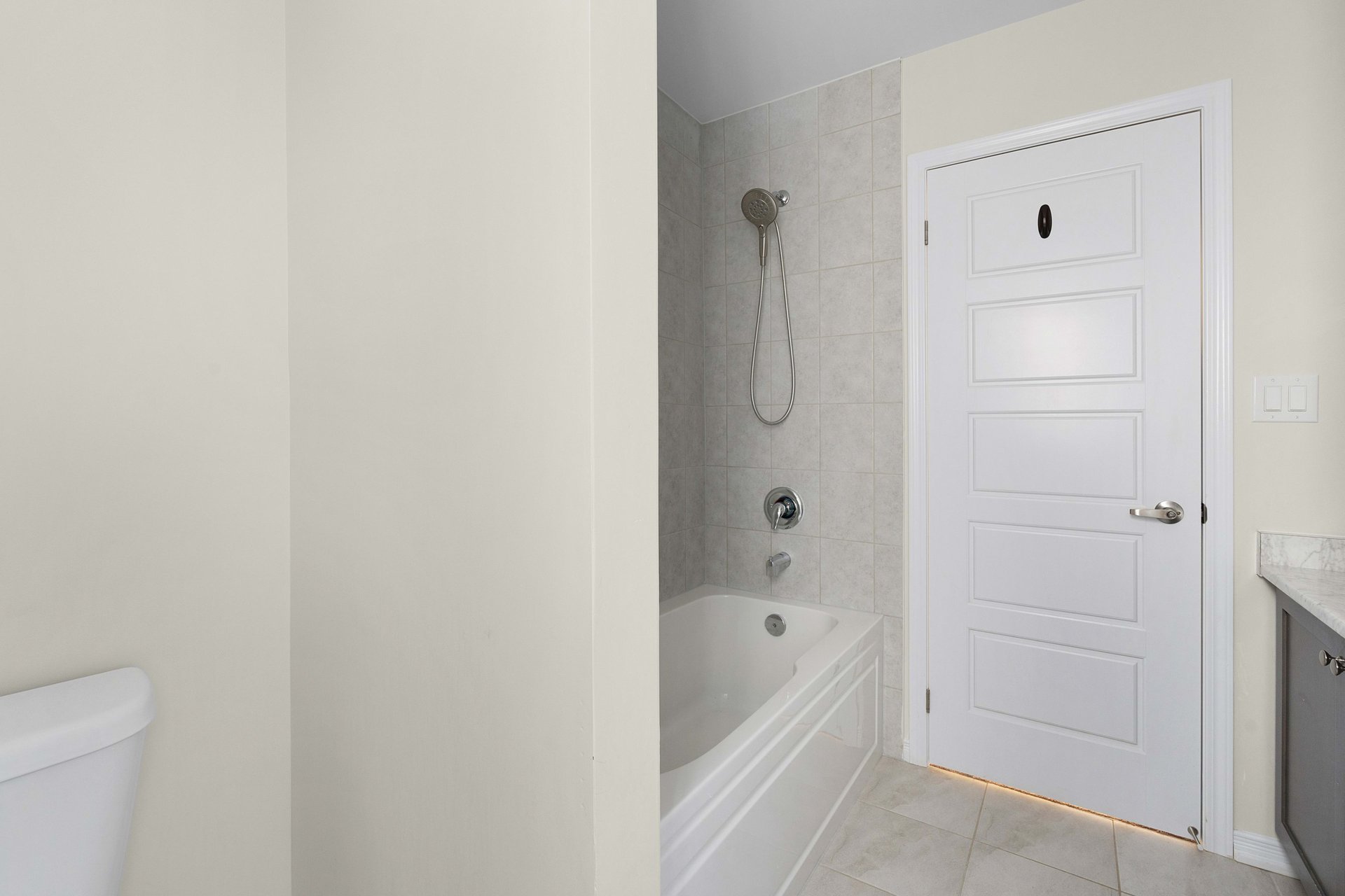 63 Esther Cres