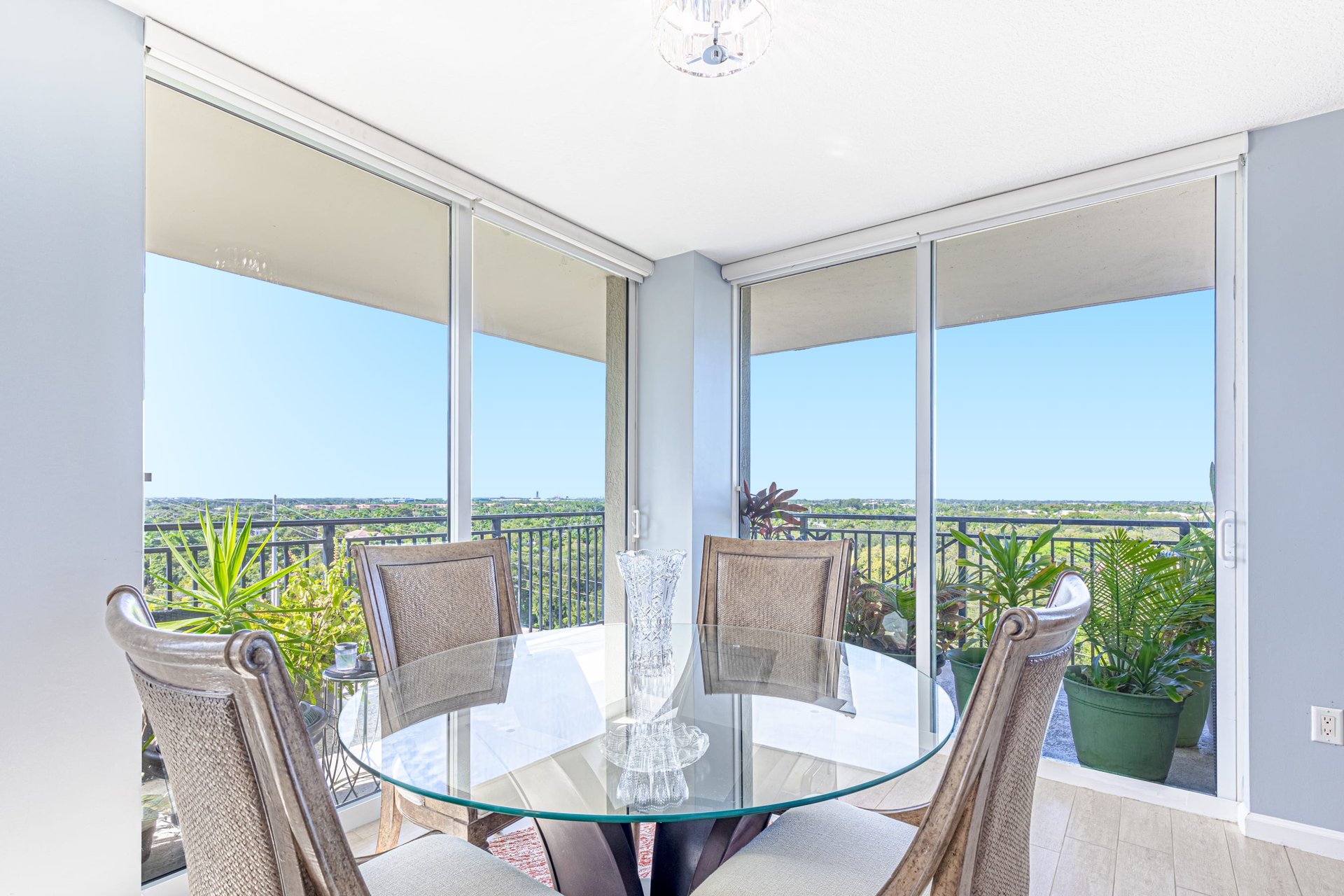 610 W Las Olas Unit: 1012N