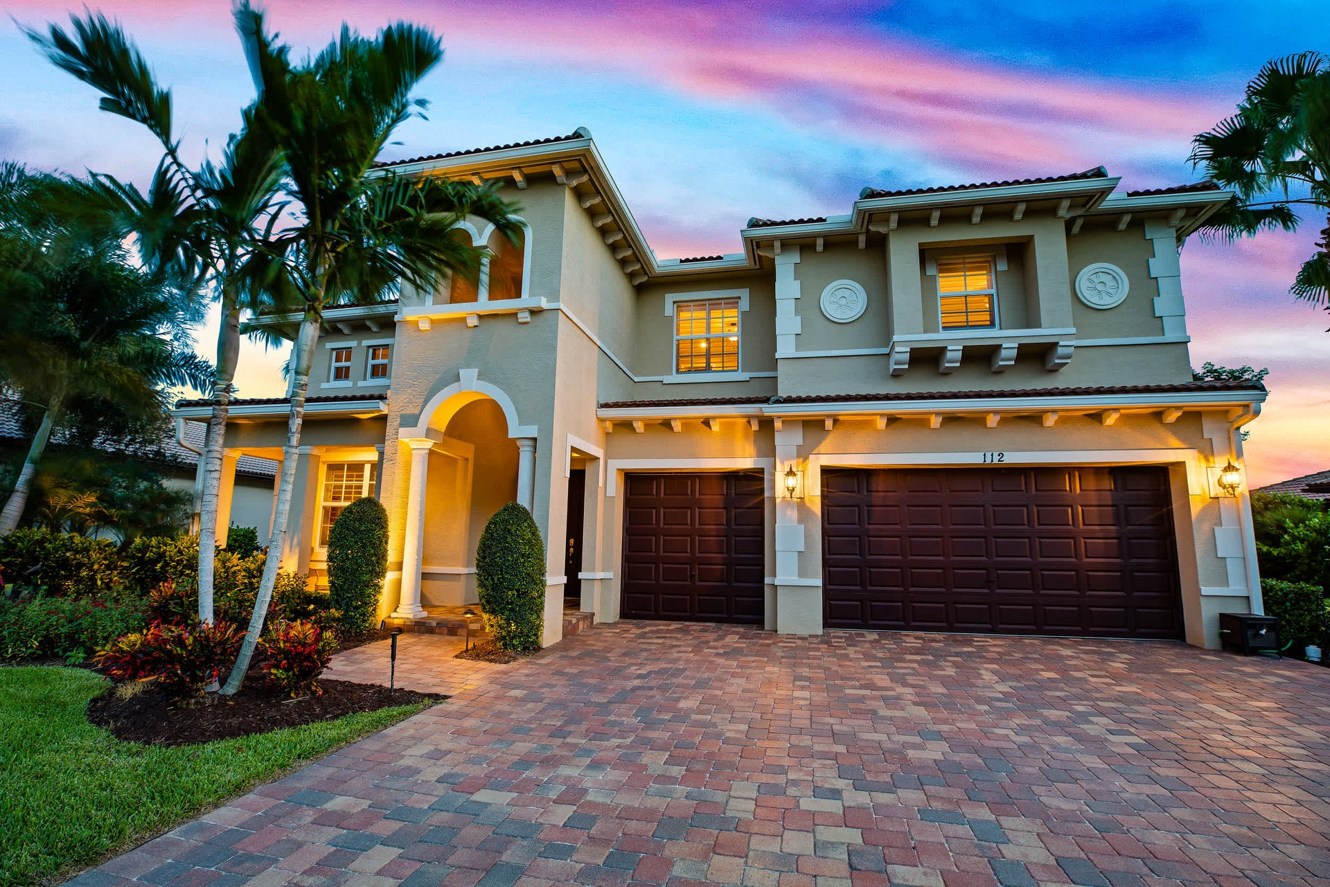 Just Listed: 112 Casa Circle