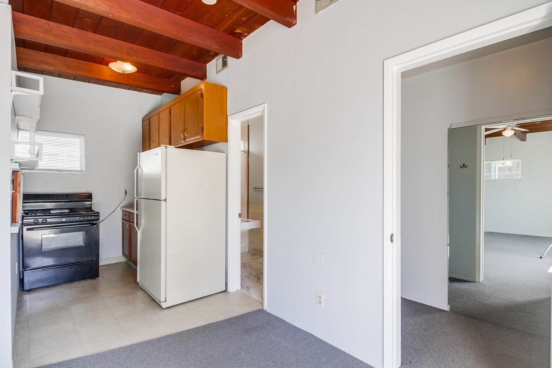 4660-62 50th St