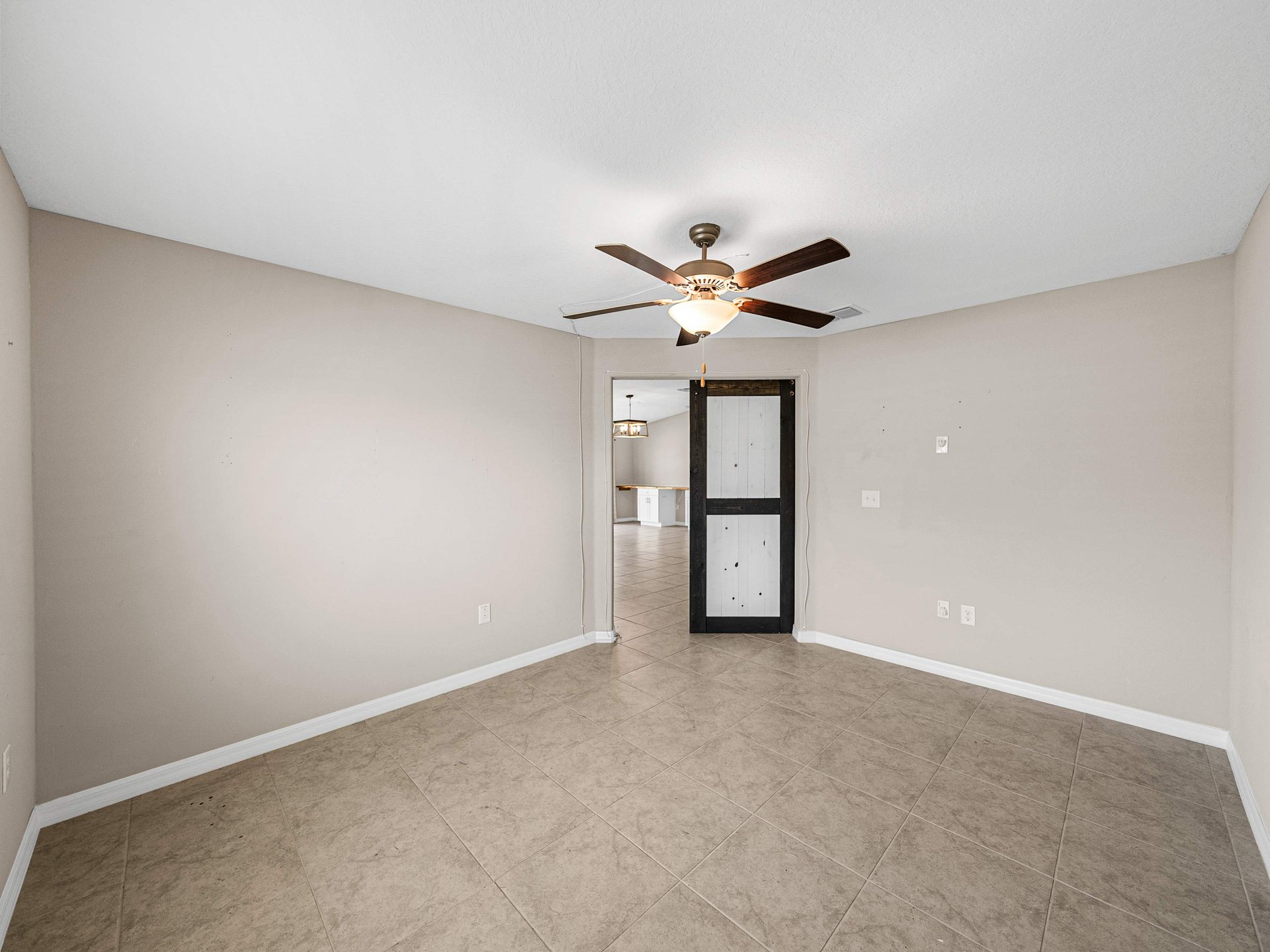 5474 LESLIE CANYON DR