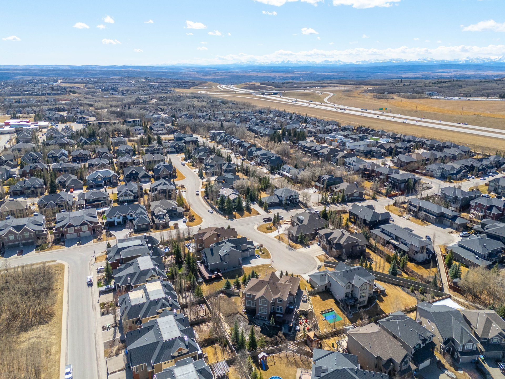 123 Wentworth Court SW