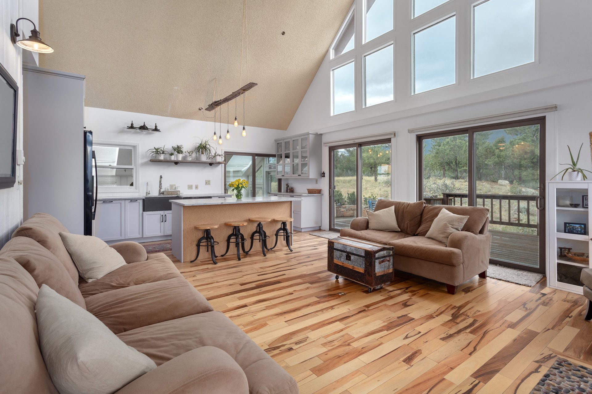 30930 West Ridge