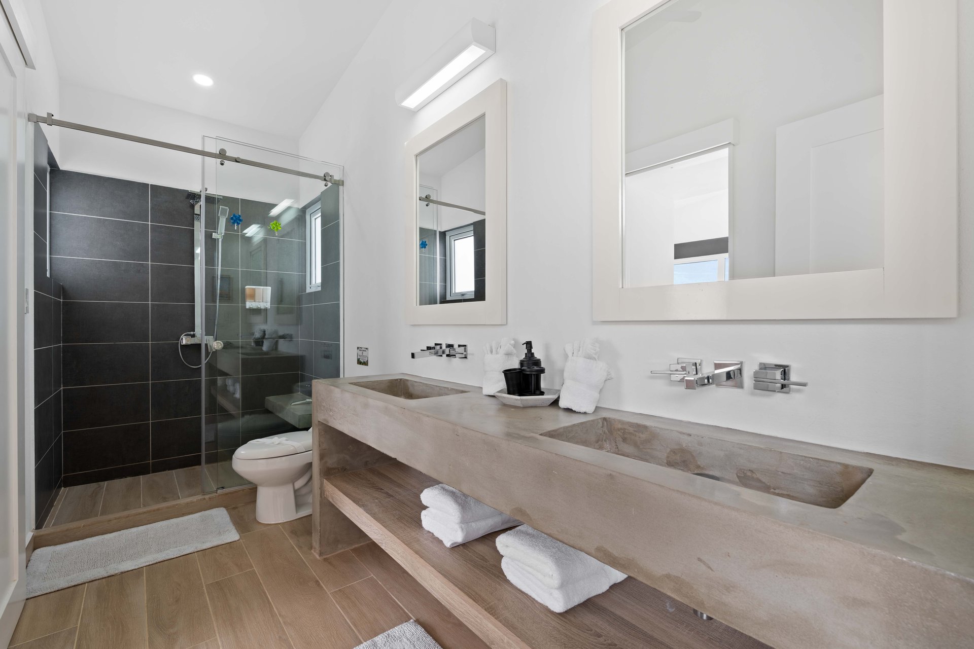 Enclave B5 | Modern 3-Bedroom Villa in Gated Community Near Avellanas Beach