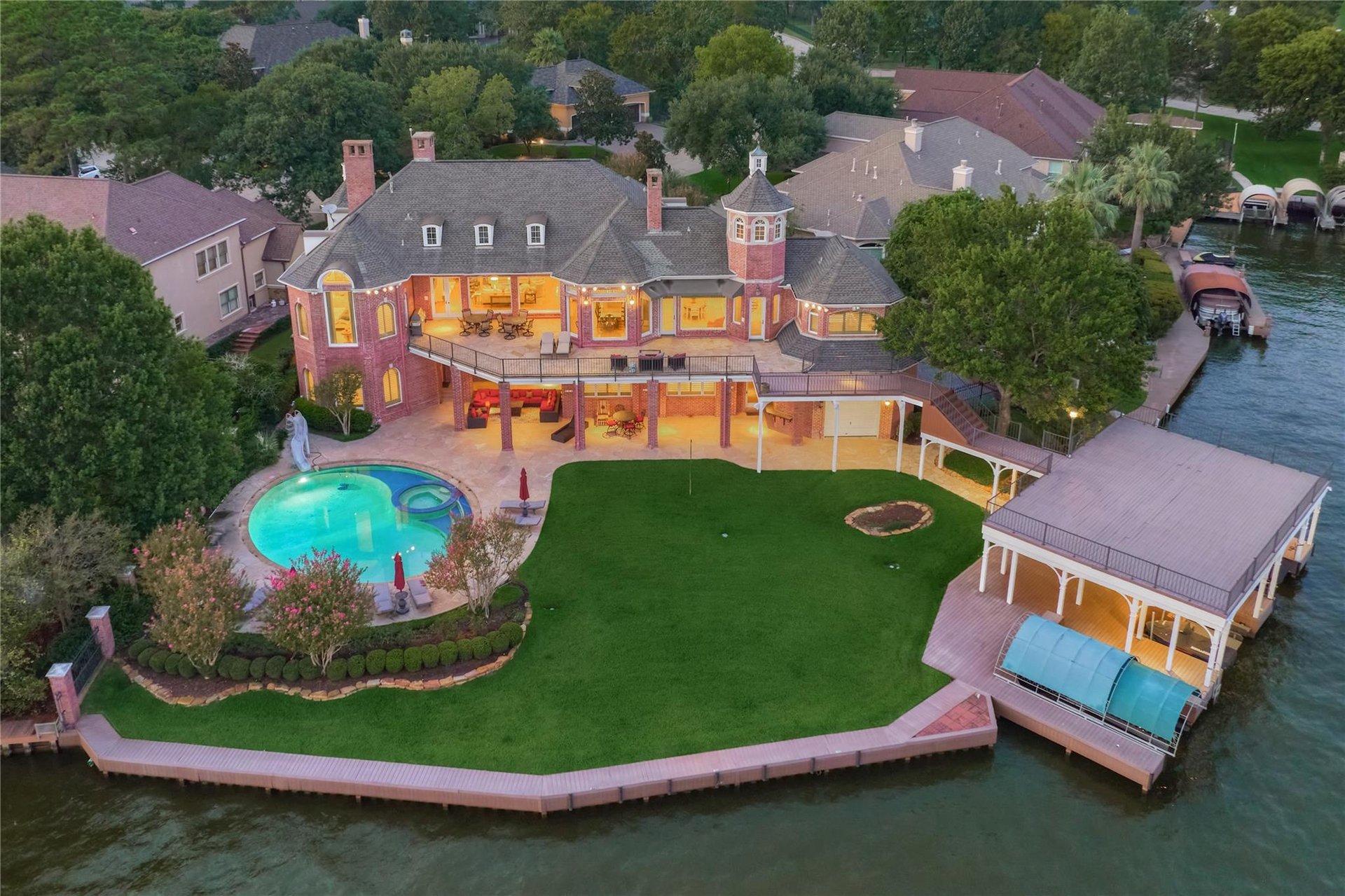 36 Bentwater Bay Cir