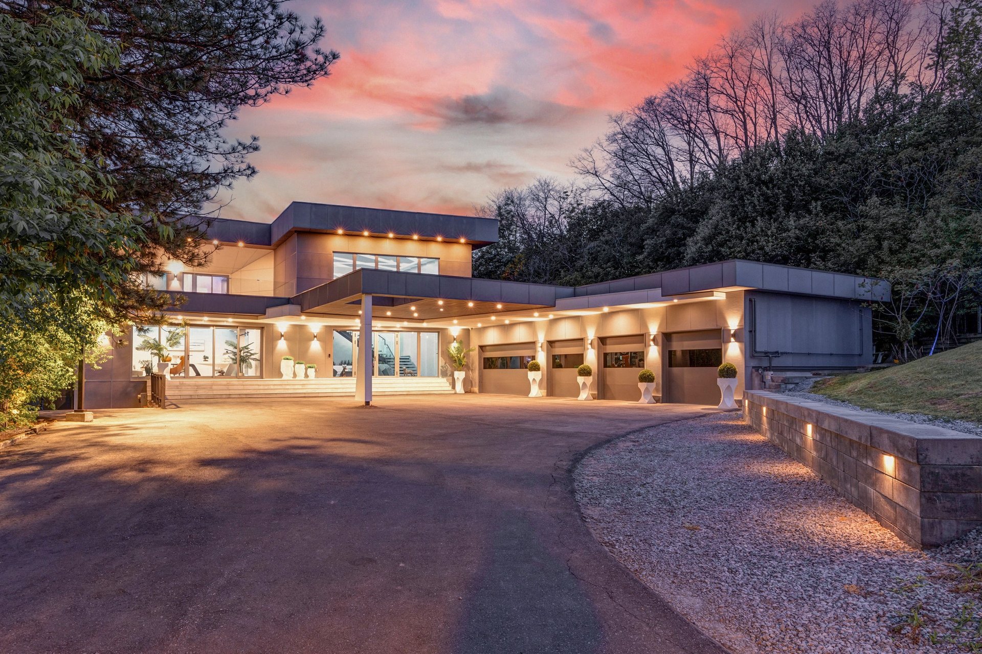 Breathtaking Elegance Throughout