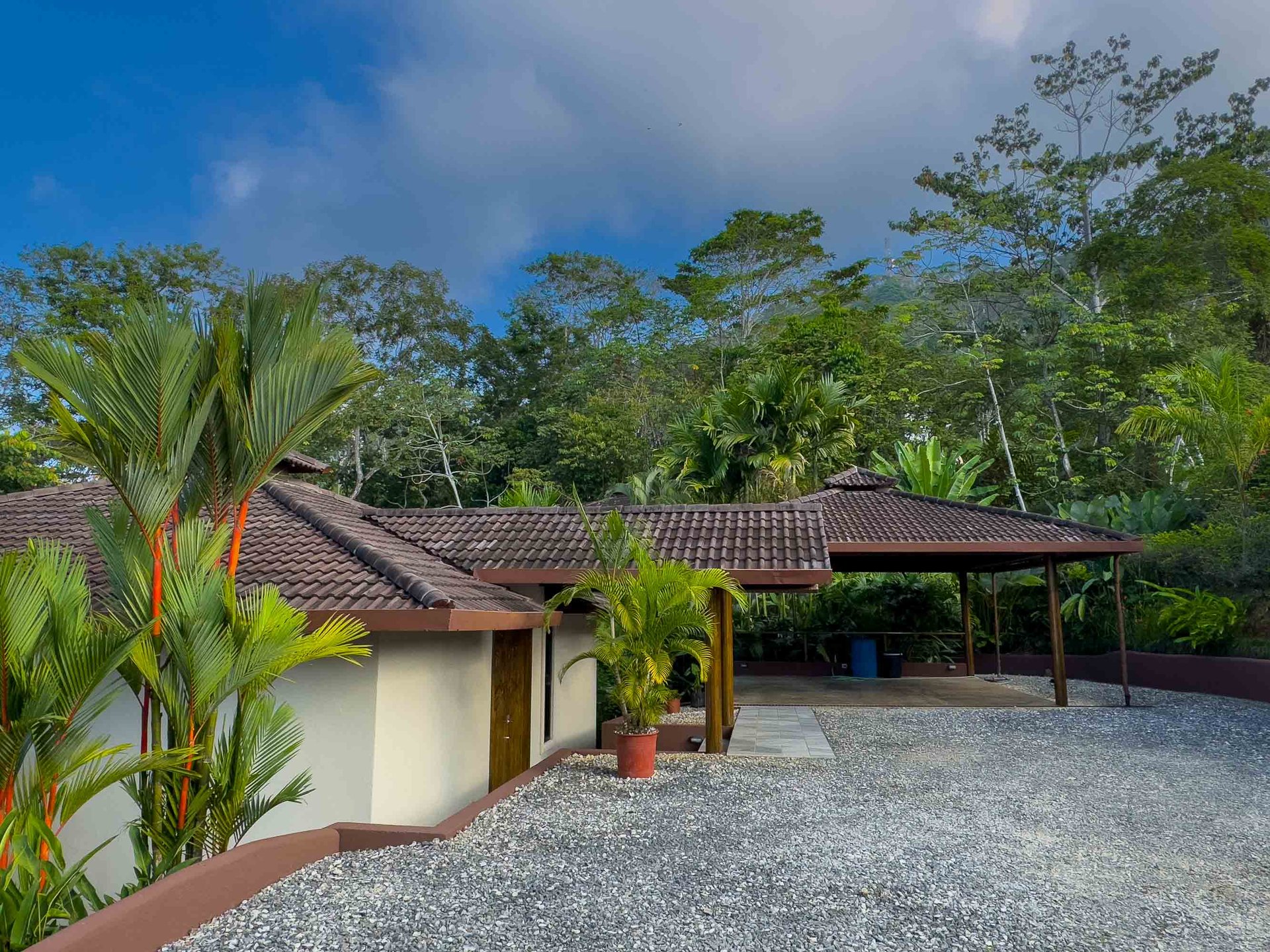 Rental Income Producer Casa Perezoso Lavish Estate With Ocean Views