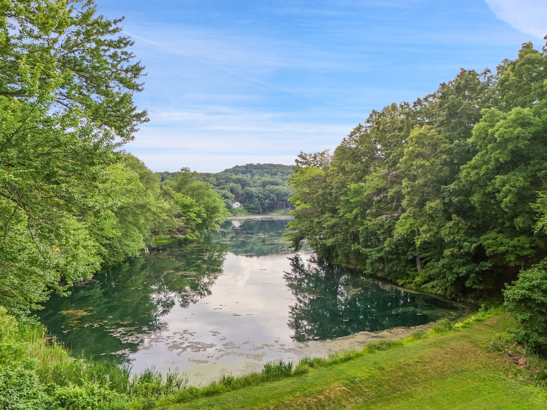 11 Upper Lakeshore Drive