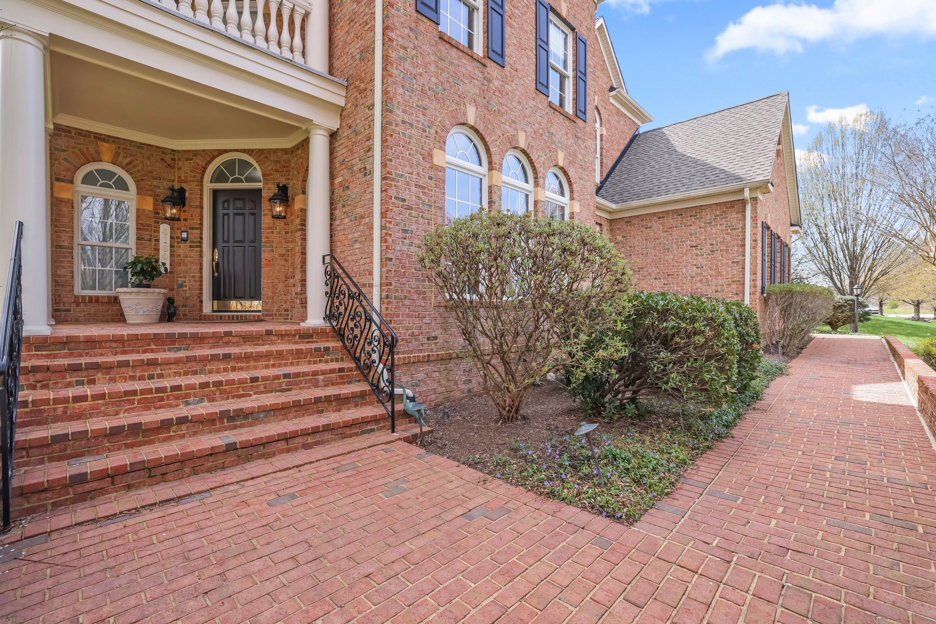 41601 Swiftwater Drive