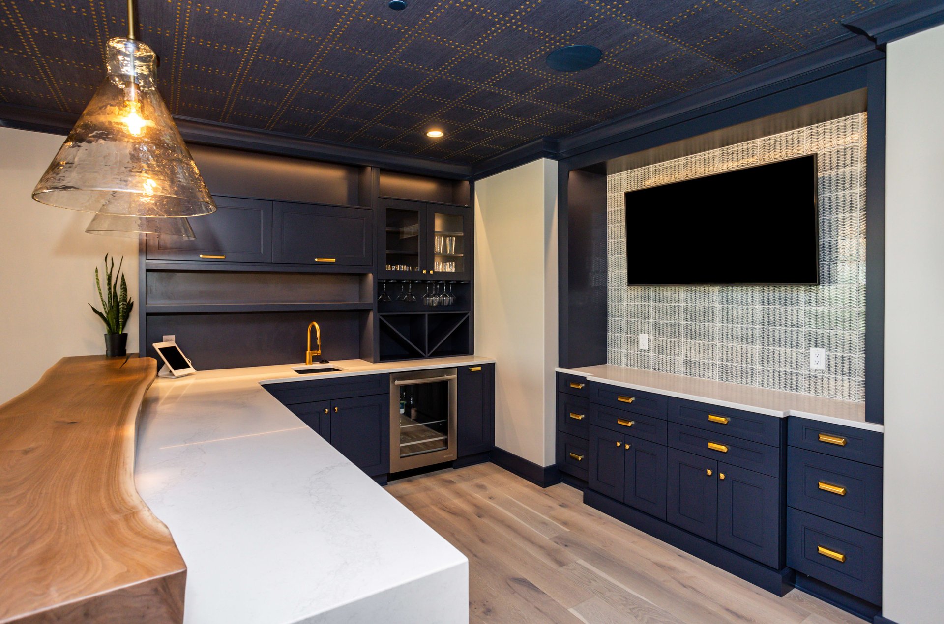7280 Eldorado Point