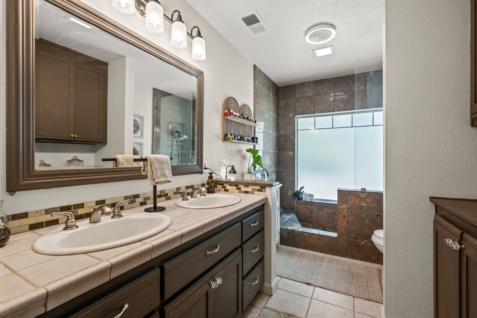 2405 No Walk Rd, Placerville