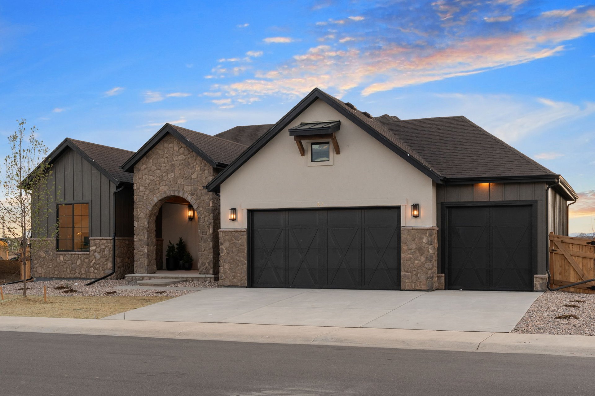67 Boxwood Dr