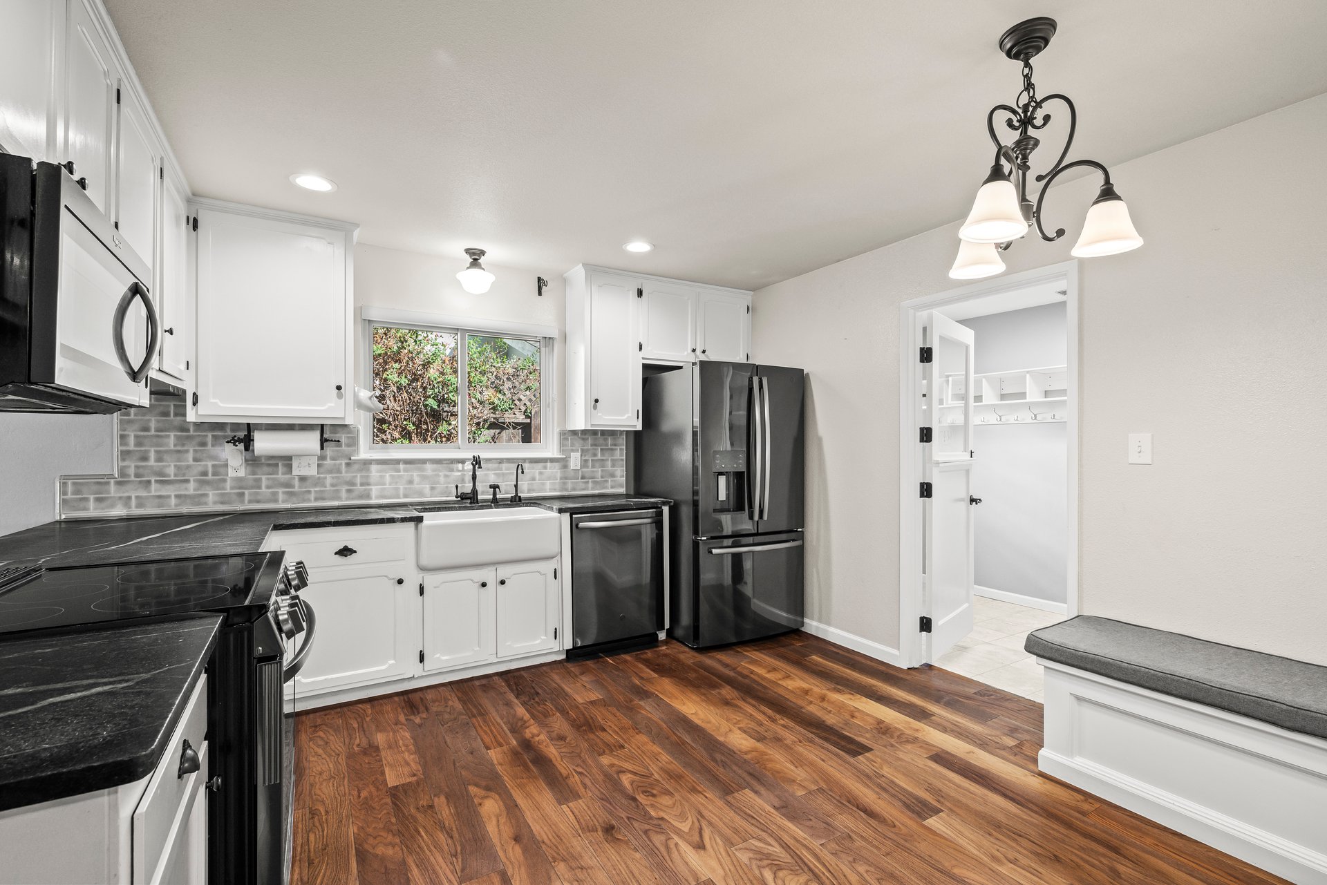 5021 Waterbury Way