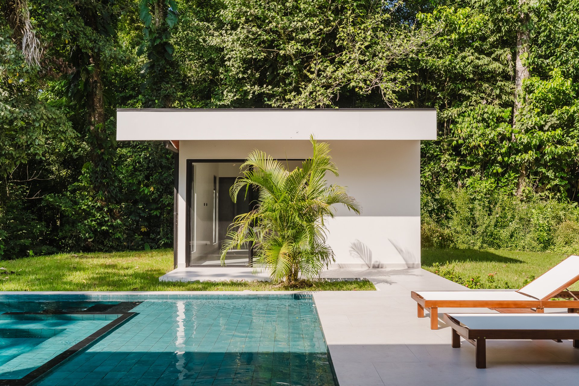Casa Escondida Contemporary Villa with Guest Suite