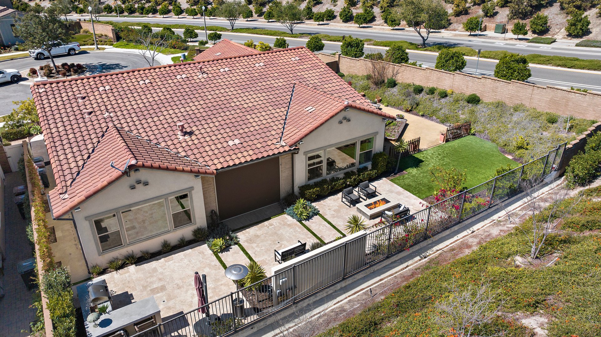 2 Arada Street