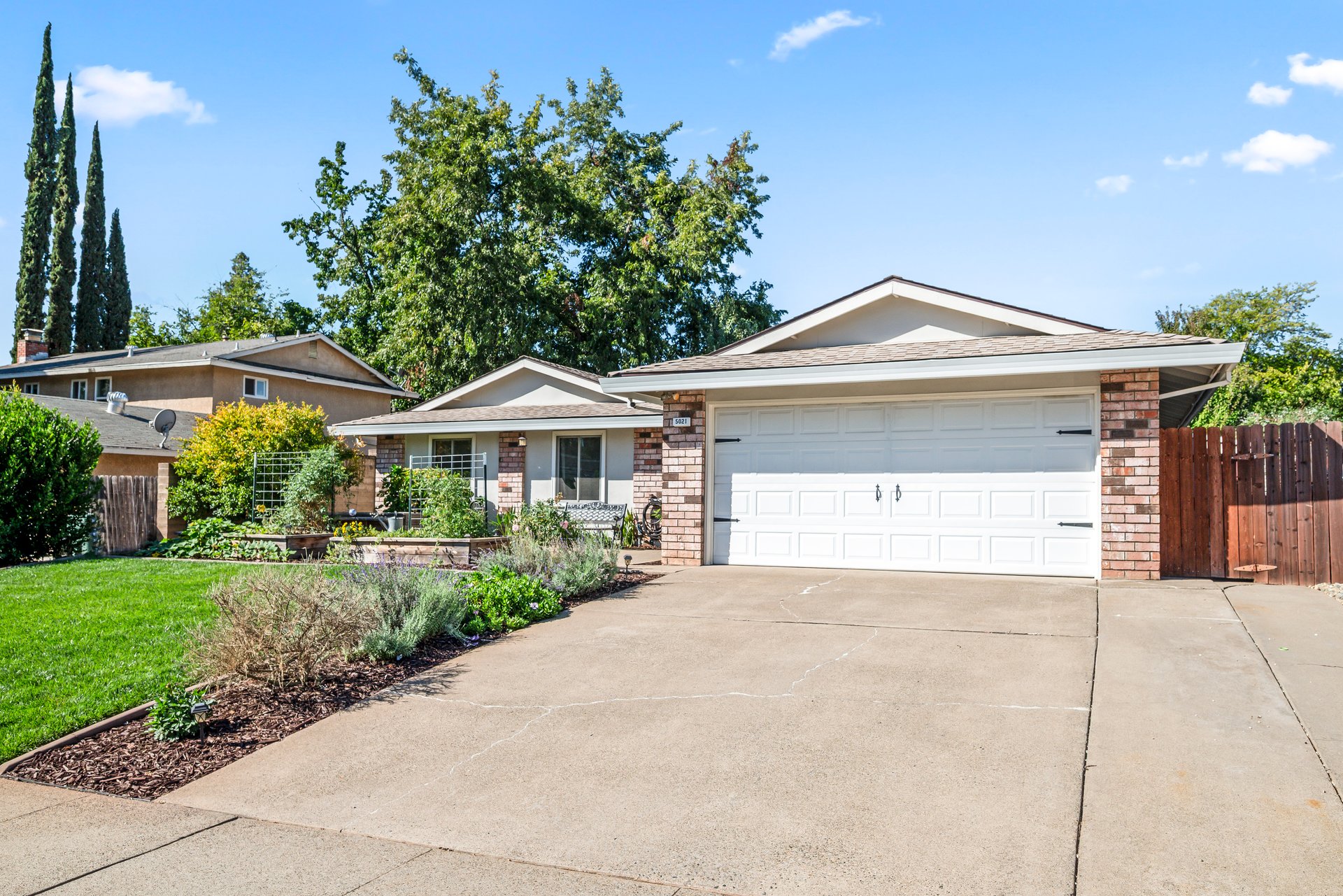 5021 Waterbury Way