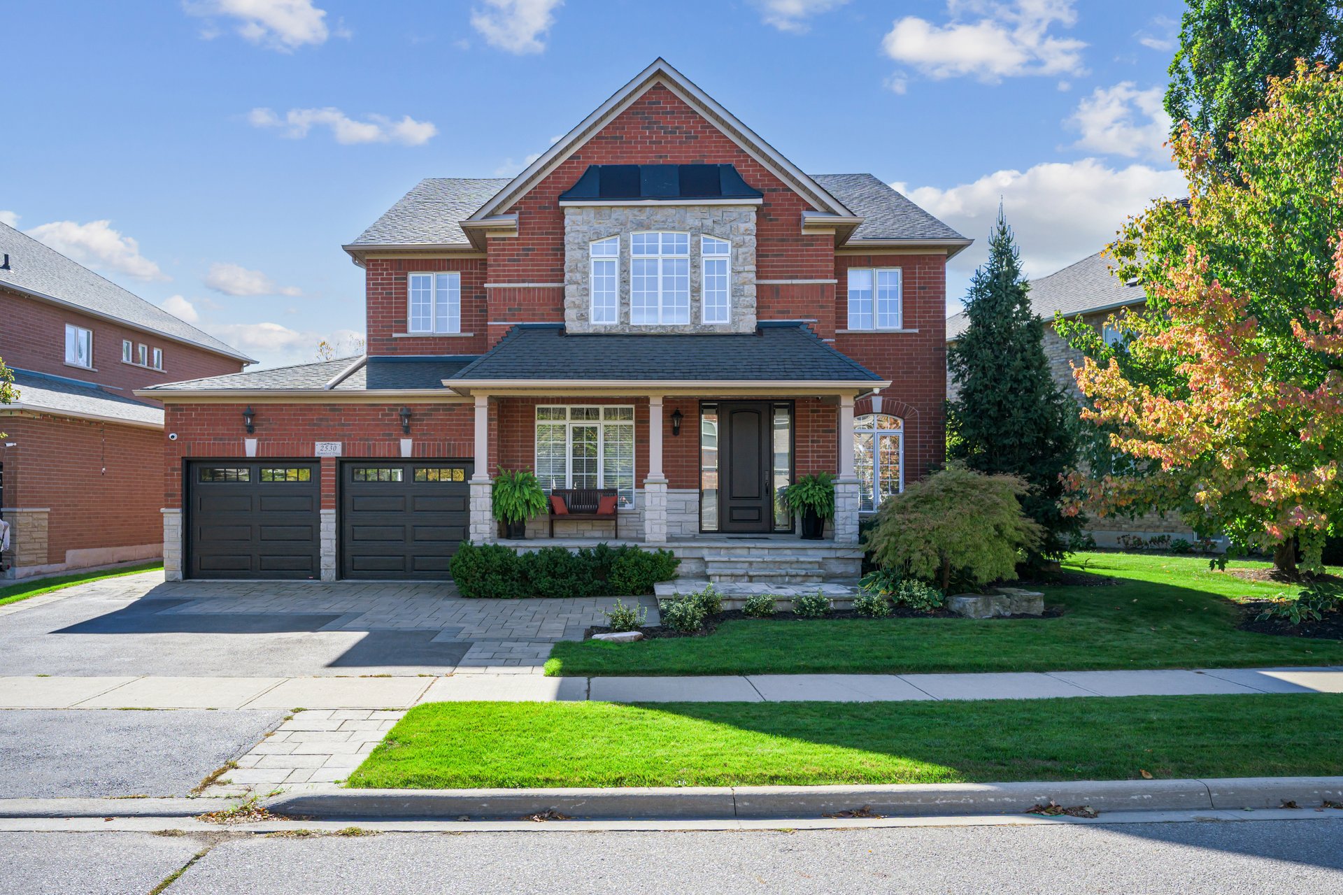 Resort-style yard backing onto lush ravine