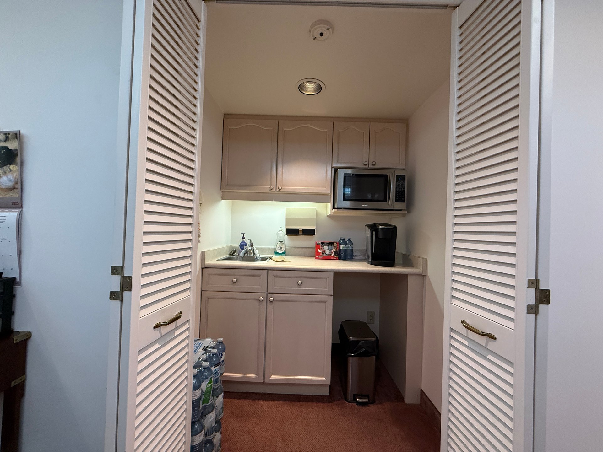390 Davis Dr LL1